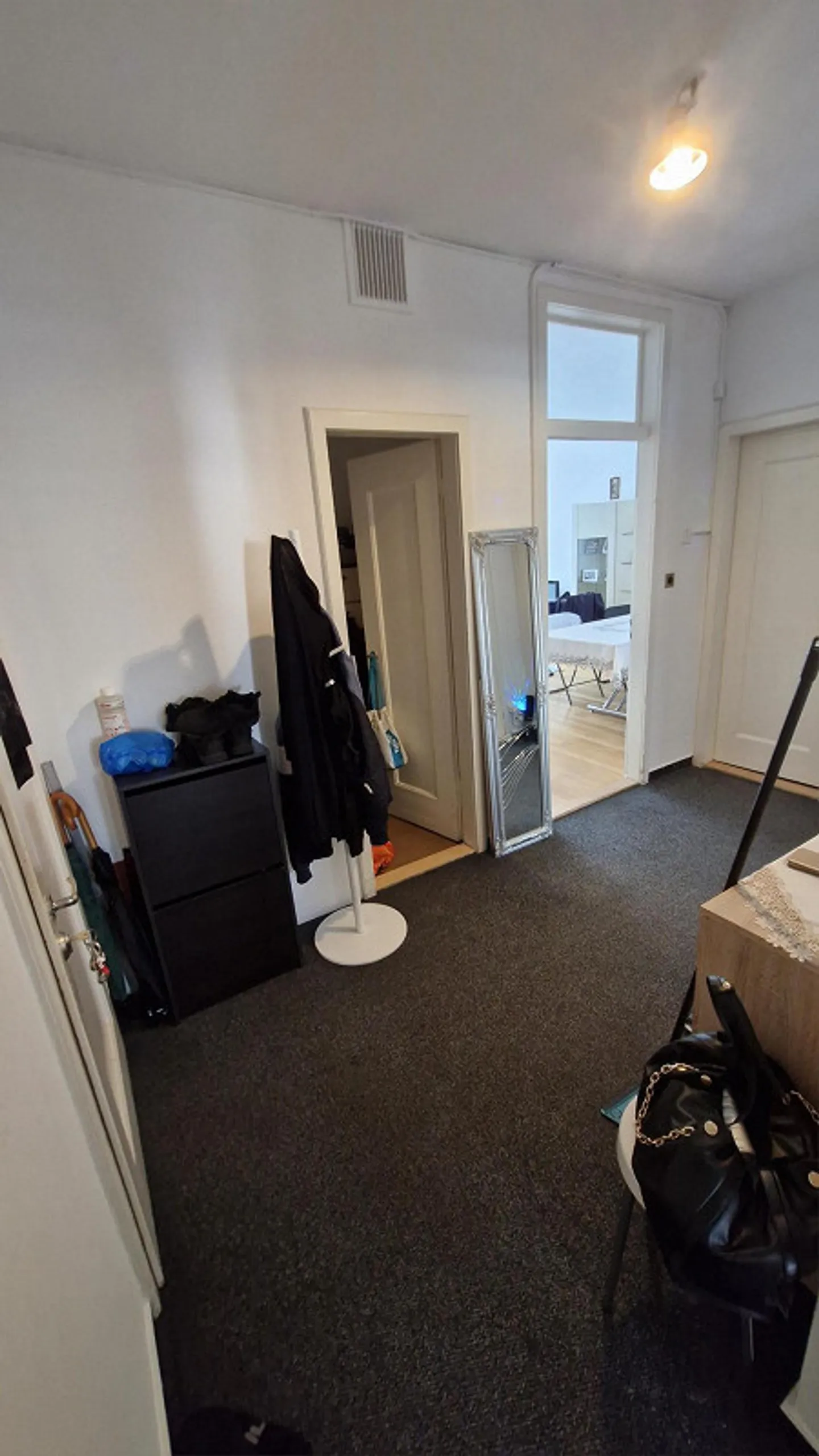 2-room apartment in the city center - Photo 4 of 7