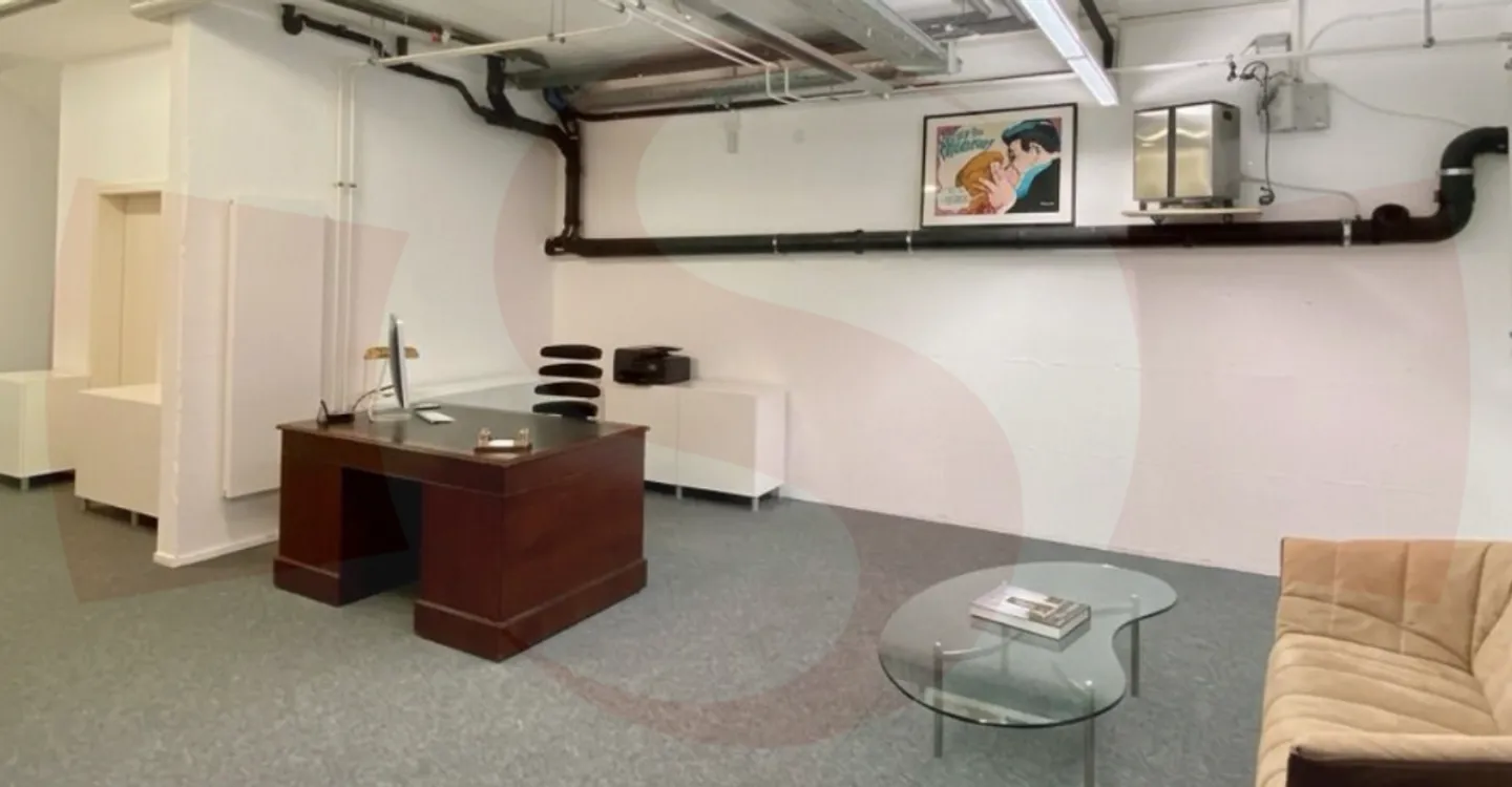 Professional premises - Photo 3 of 6