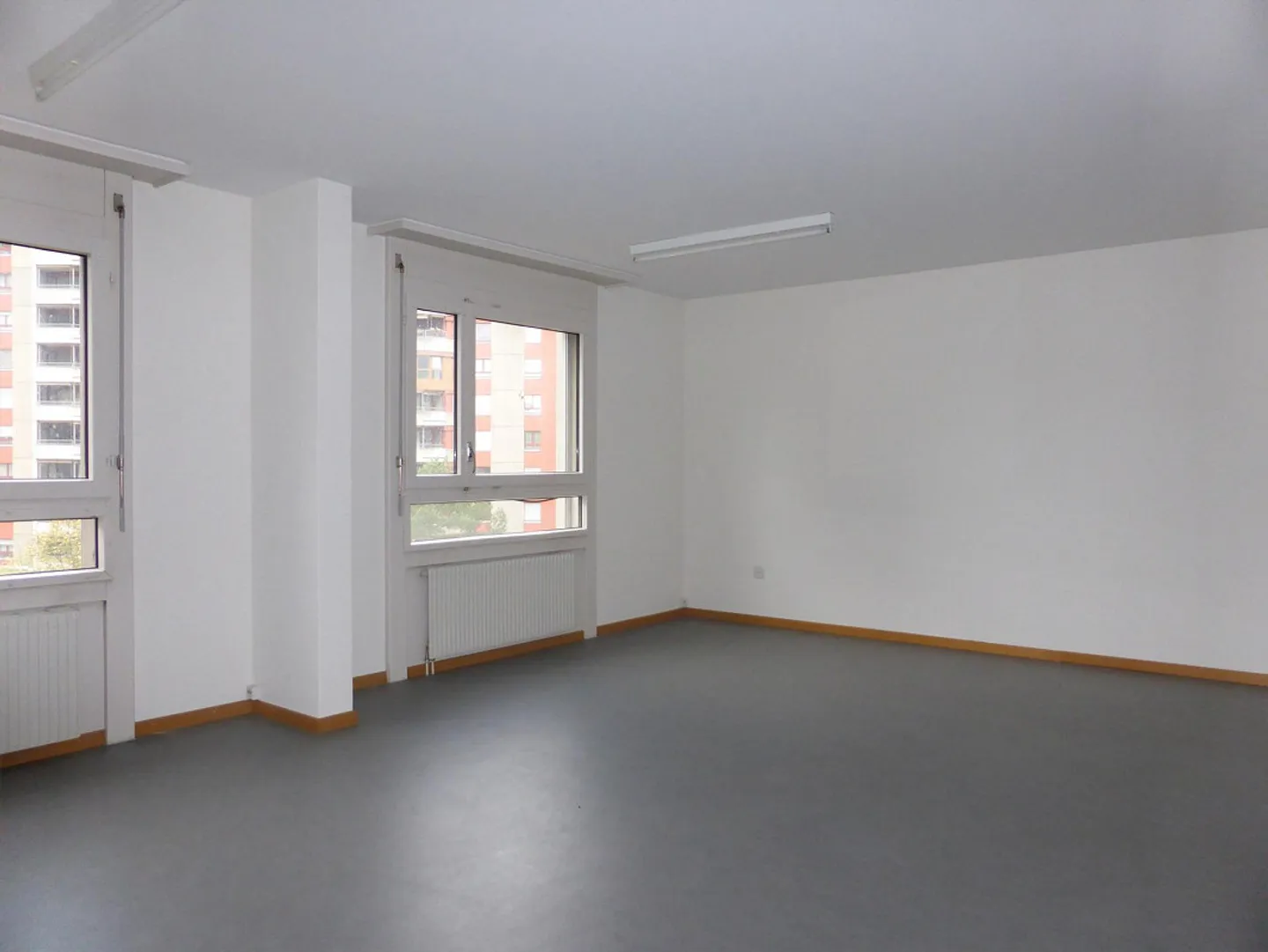 Vielseitiger Büro- oder Lagerraum - Foto 1 von 2