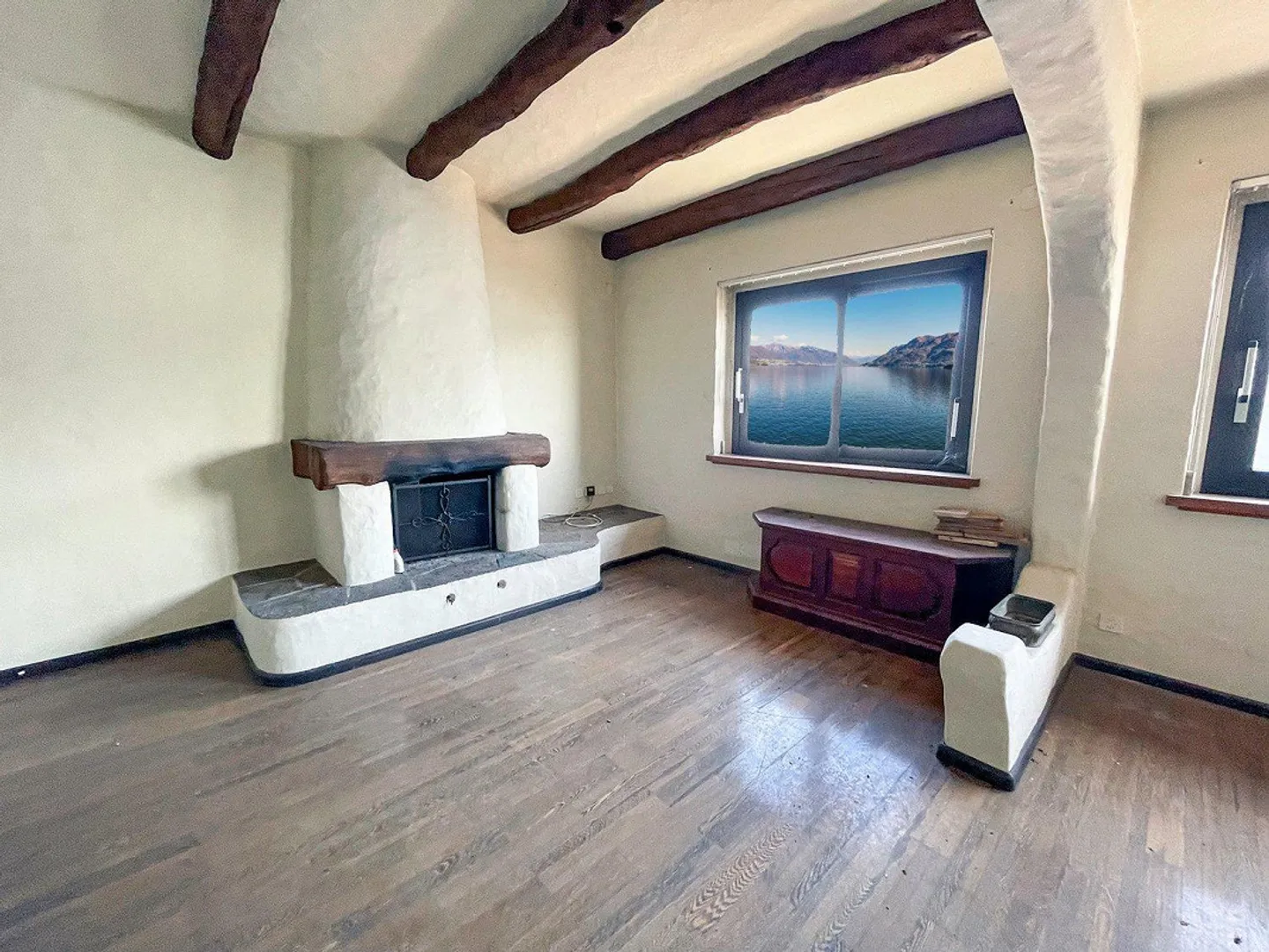 Strategic House on the Border - Photo 13 of 15