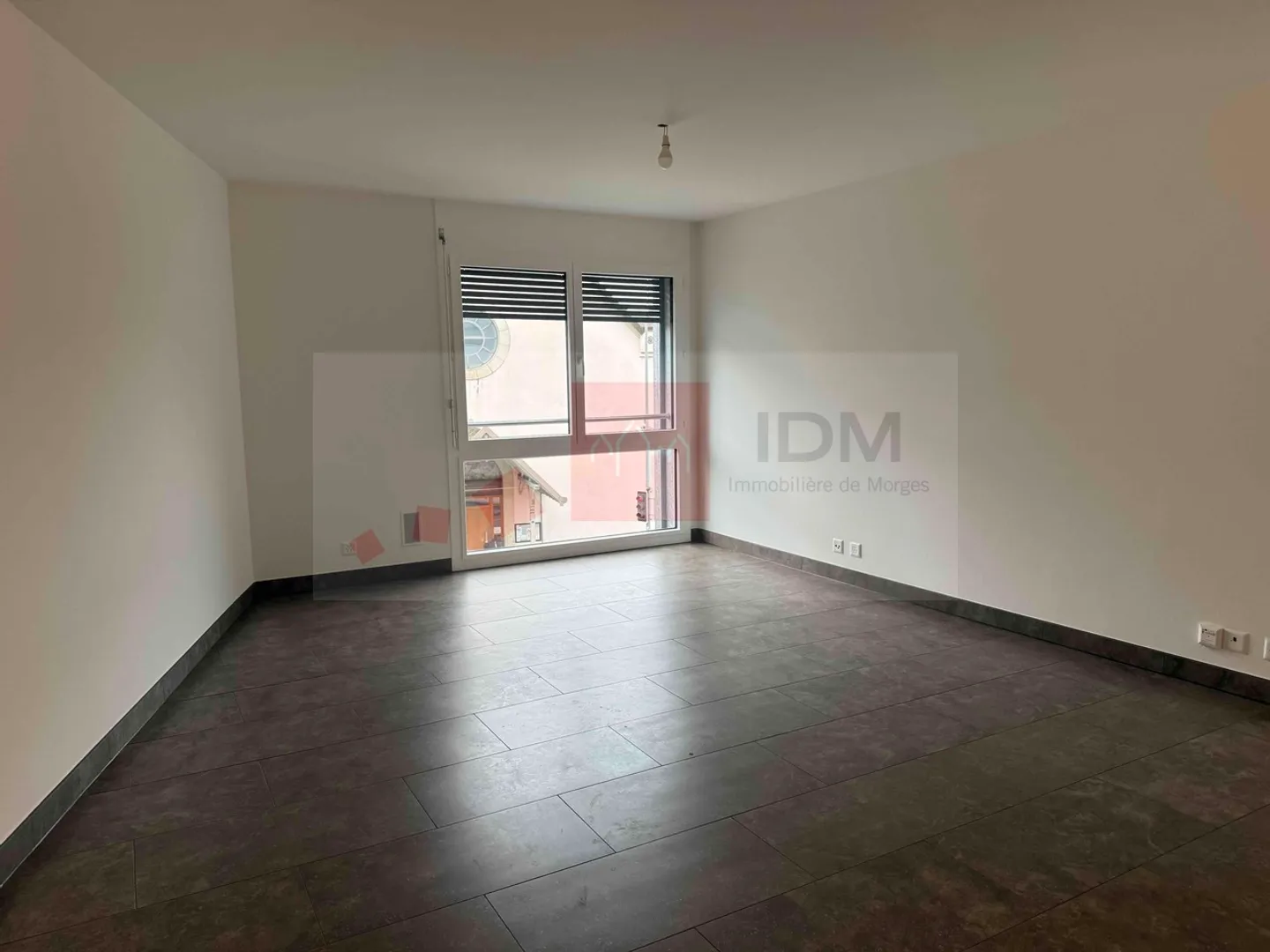 Appartement de deux pièces et demie à louer dans le centre-ville de Morges - Photo 2 sur 3