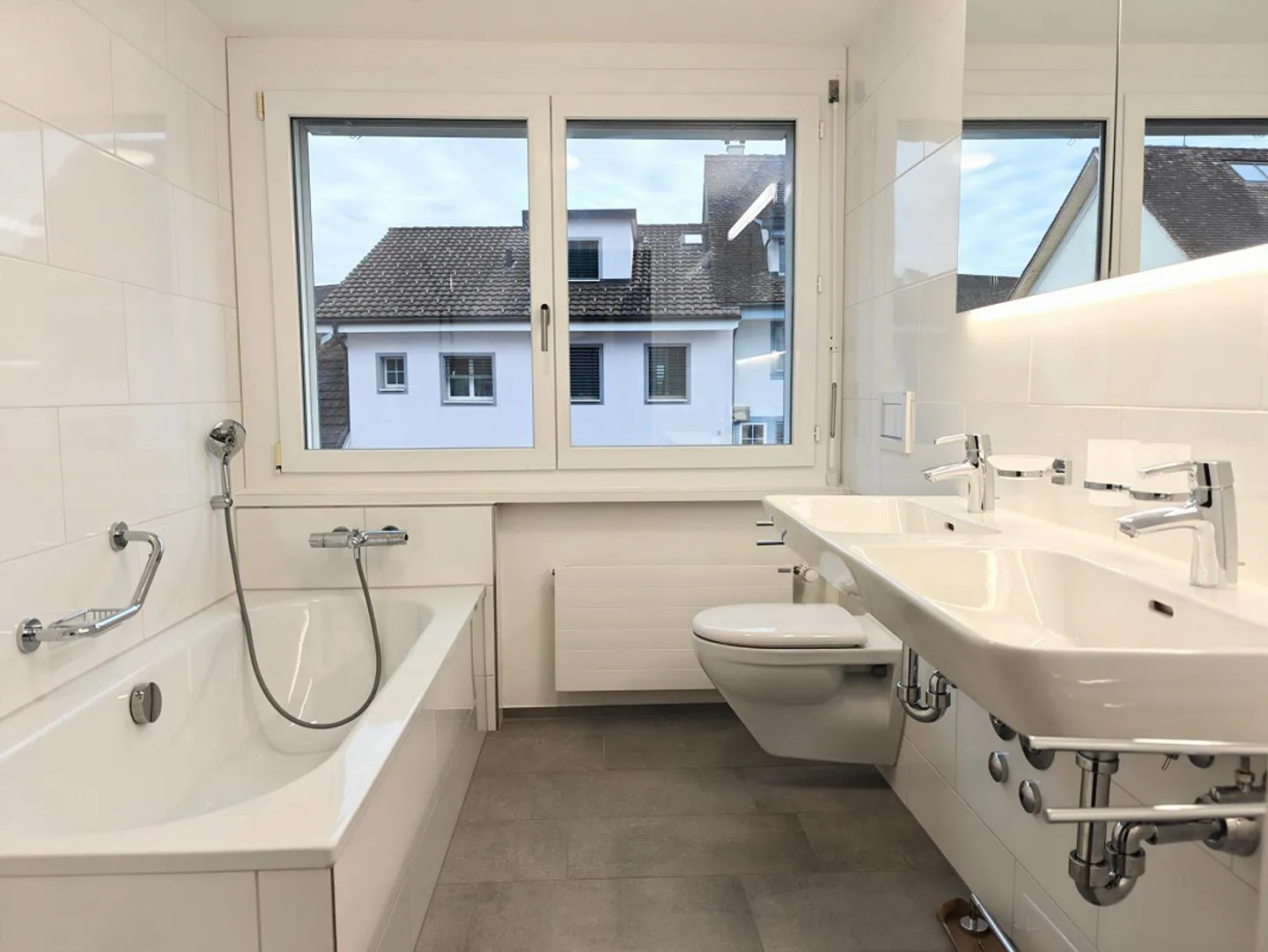 Vie urbaine à Egg - Première occupation directement à la gare - Photo 7 sur 13