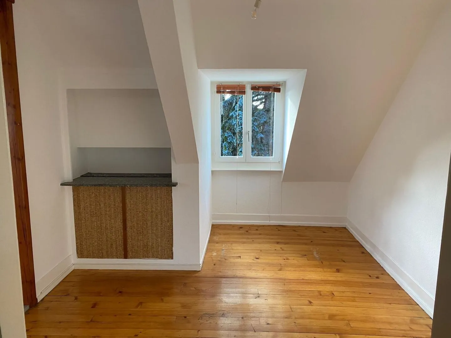 Appartement Charmant avec Vue sur le Lac - Photo 1 sur 11