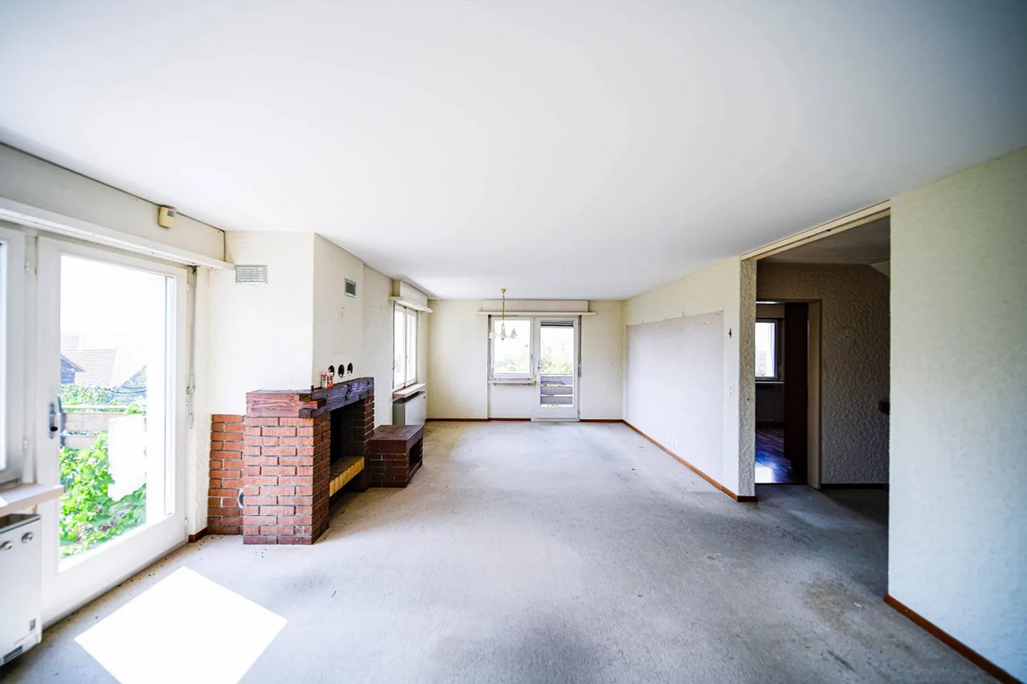 Freistehendes Einfamilienhaus mit Aussicht - Foto 3 von 5