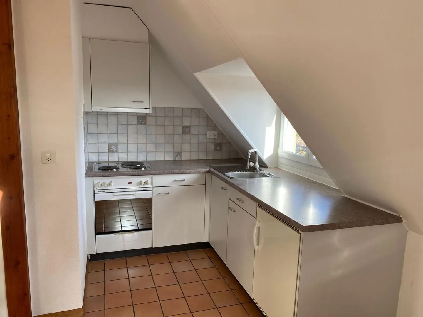 Appartement Charmant avec Vue sur le Lac - Photo 6 sur 11