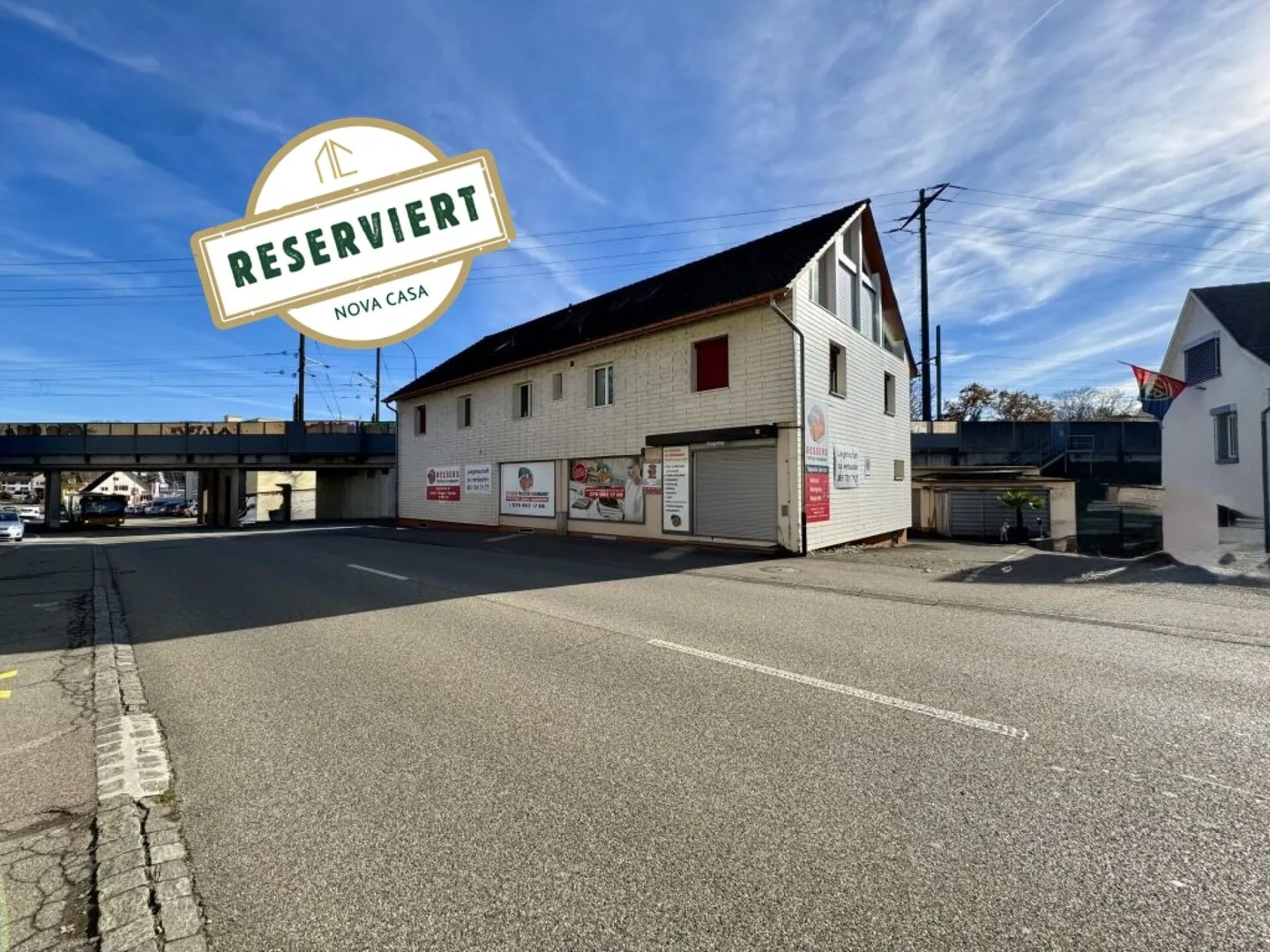 Attractive residential and commercial building in a central location in Augst - Photo 1 of 15