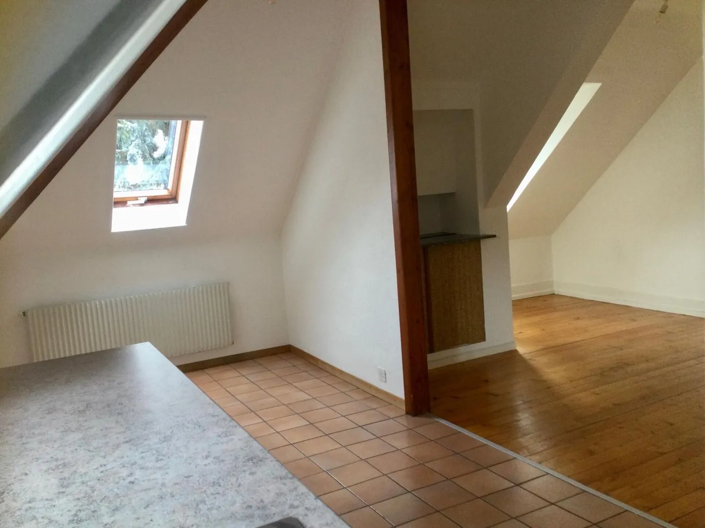 Appartement Charmant avec Vue sur le Lac - Photo 11 sur 11