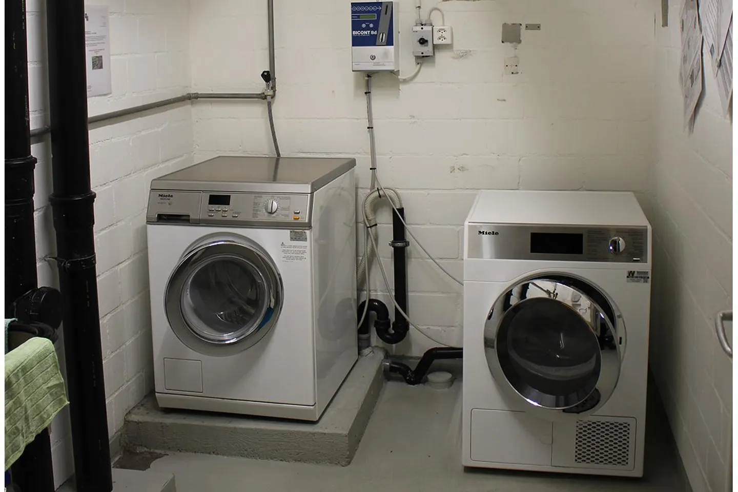 Renovated 4.5-room apartment with balcony in Pratteln - Photo 16 of 20