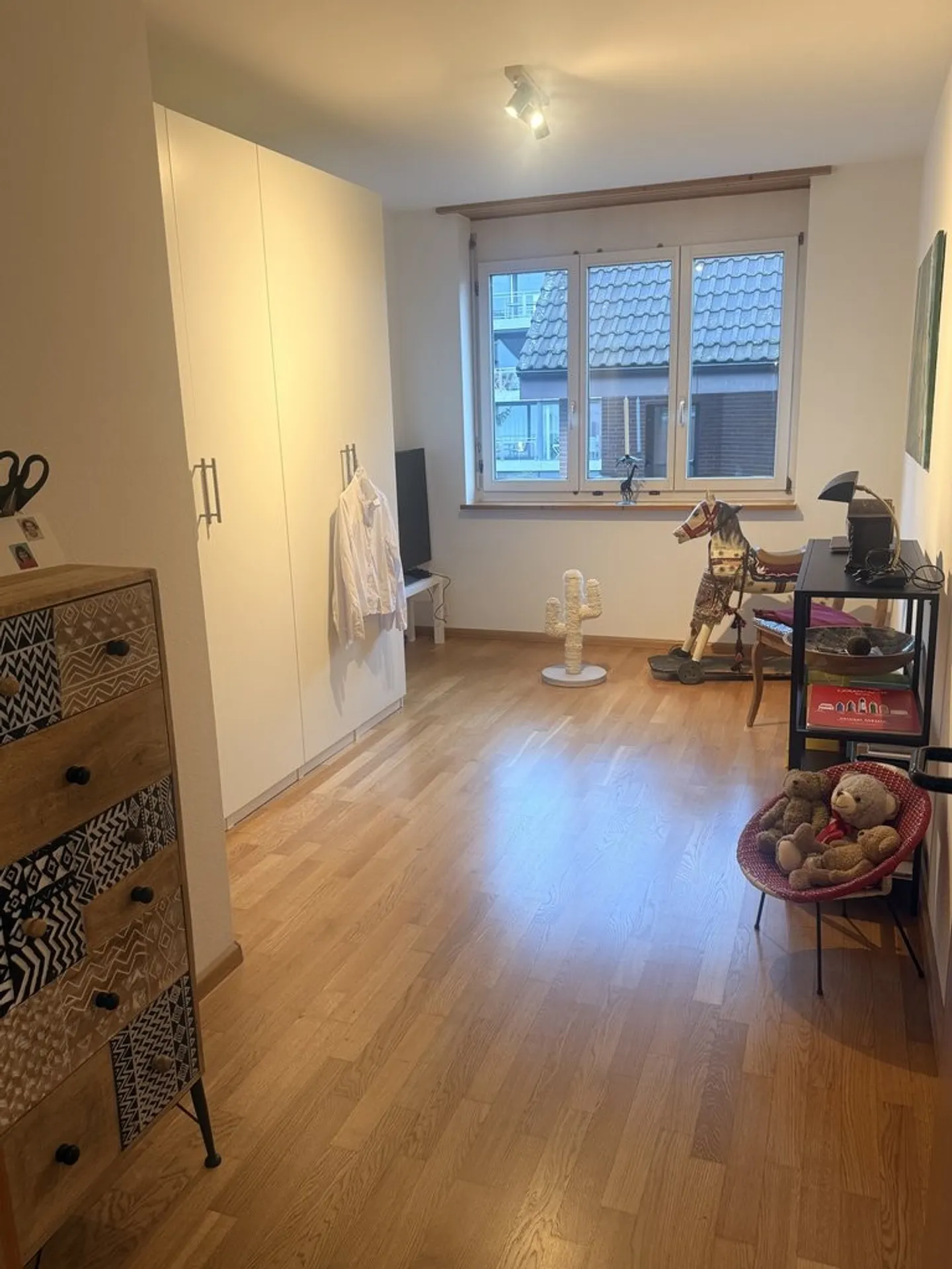 Schöne Wohnung nahe Dorfzentrum - Foto 3 von 8