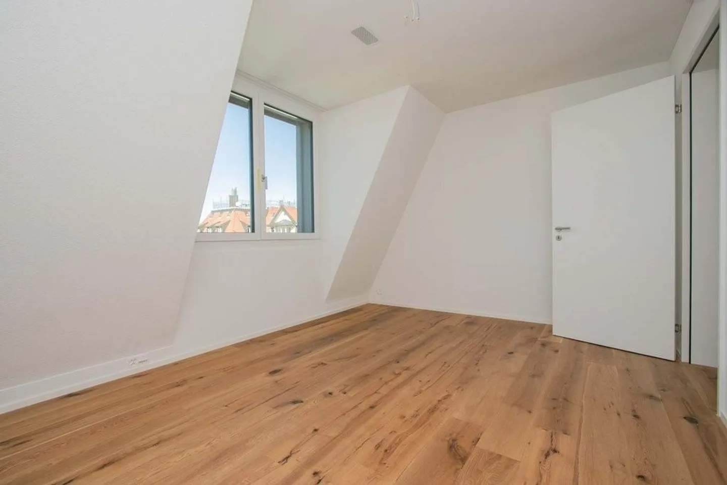 Appartamento 3.5 locali con terrazza sul tetto vicino al centro - Foto 10 di 11