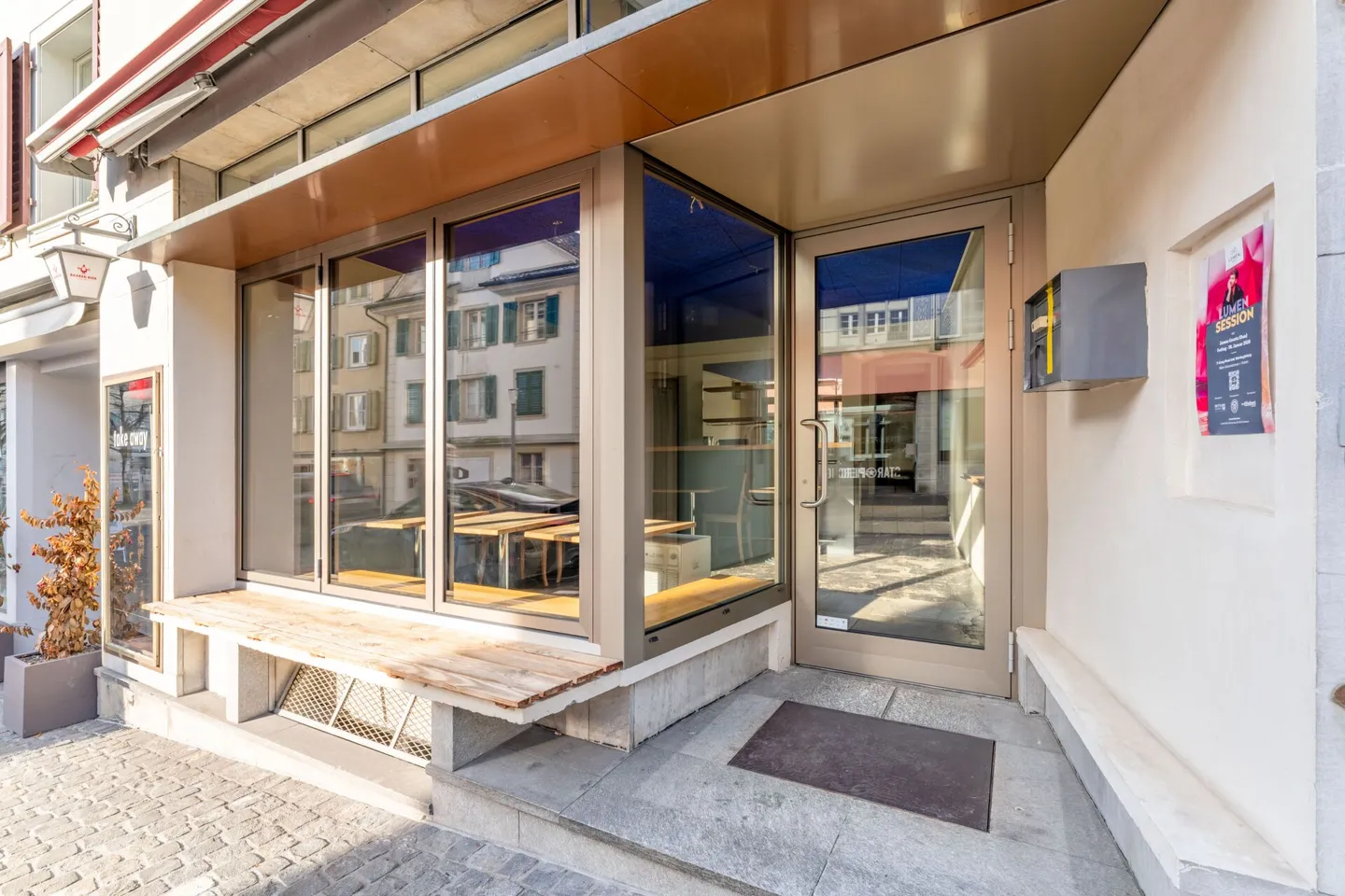 Une magnifique maison de ville ancienne avec de nombreuses possibilités (vente par procédure d'enchères) - Photo 2 sur 15