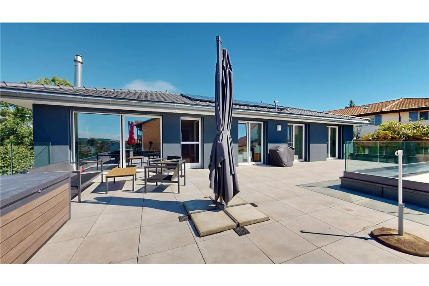 Unico, Attico di alto standard vicino a Estavayer / Esclusività RE/MAX - Foto 1 di 10