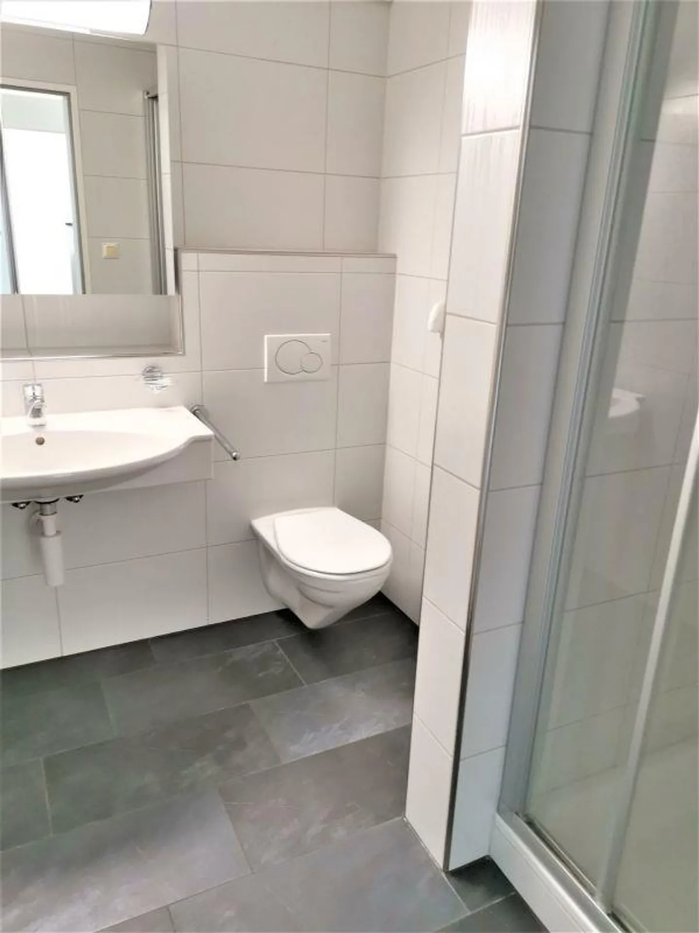 Beautiful and spacious 3.5 room apartment in Bronschhofen - Photo 10 of 10