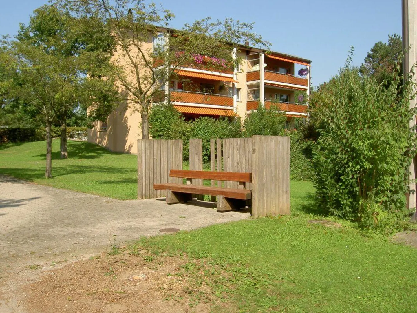 Spacious Family Apartment in Dübendorf - Photo 1 of 11