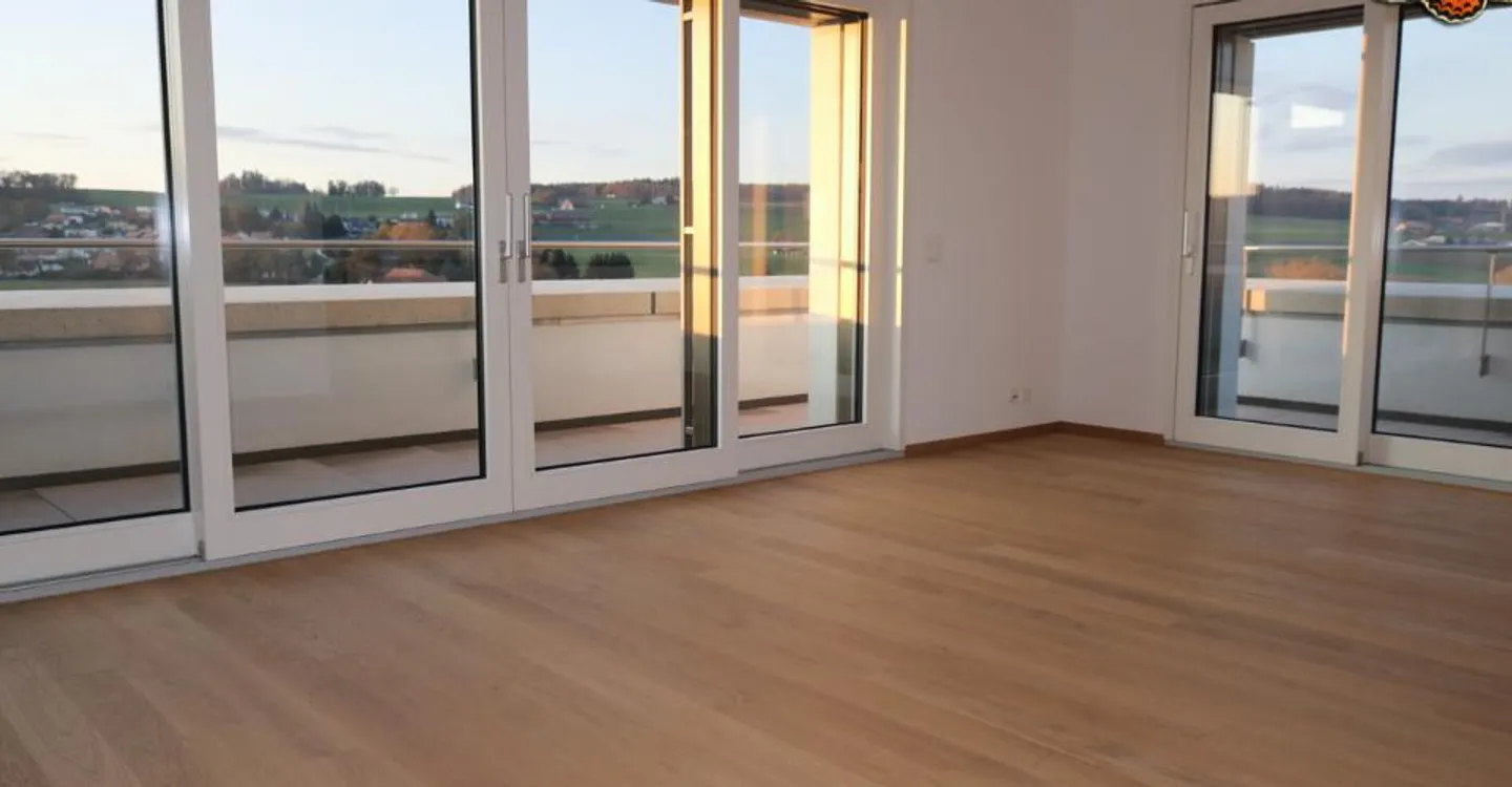 Appartement Charmant avec Terrasse - Photo 2 sur 10