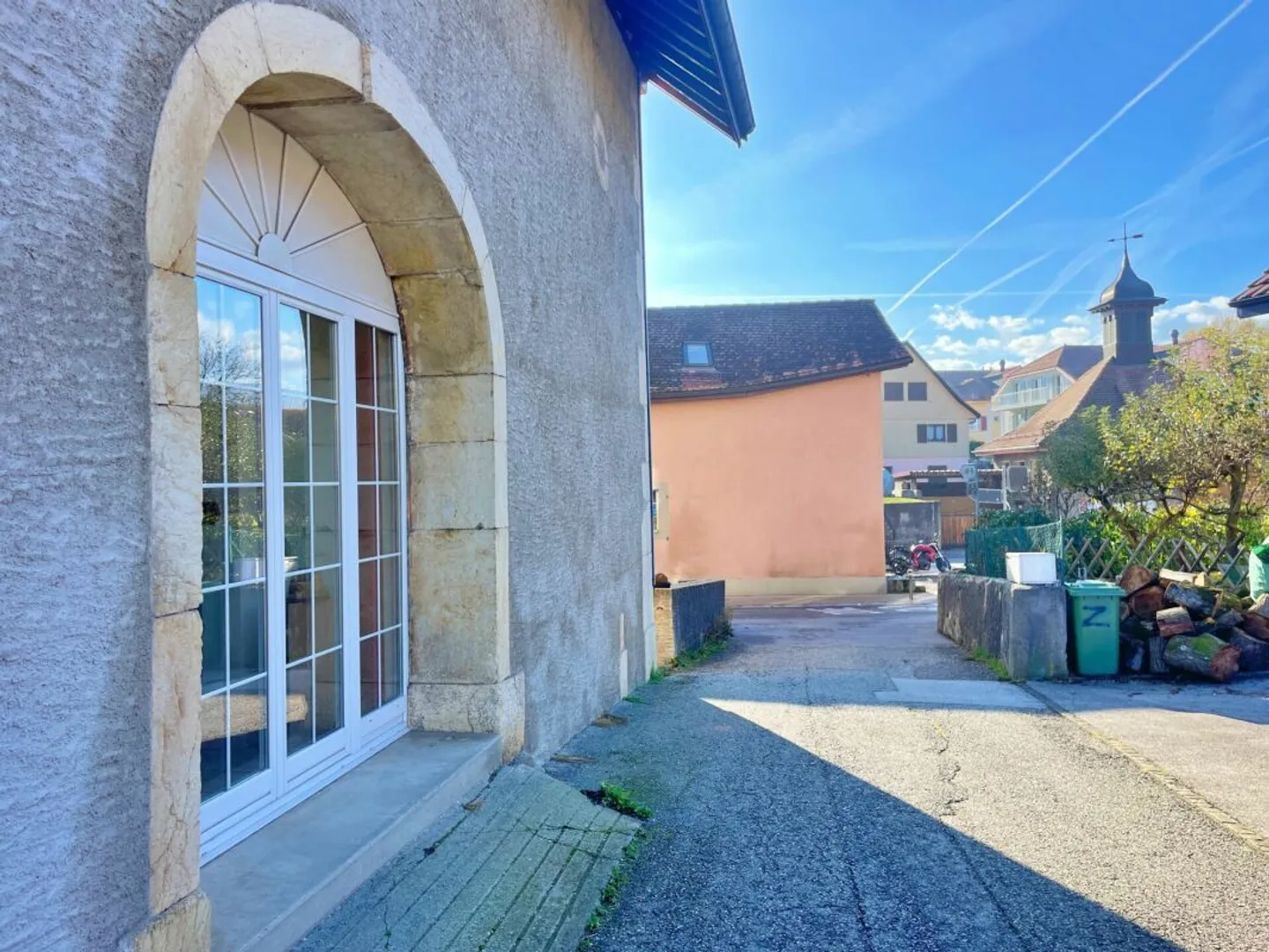 House with 2 apartments in Pampigny - Photo 13 of 65