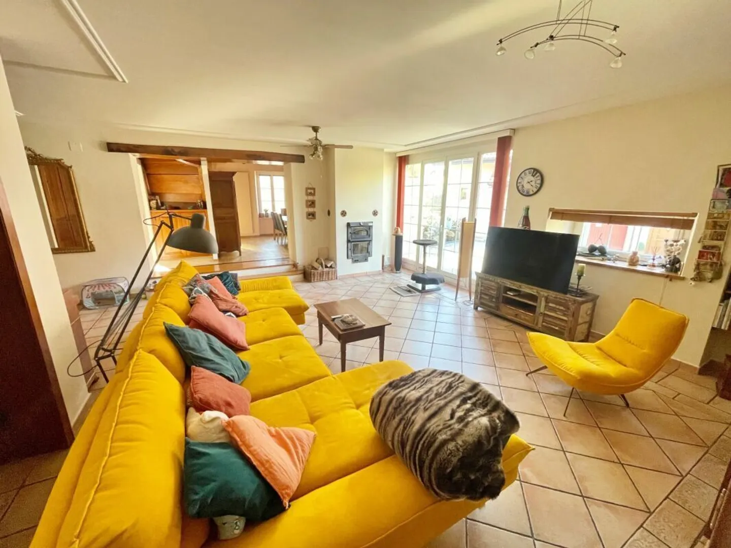 House with 2 apartments in Pampigny - Photo 5 of 65