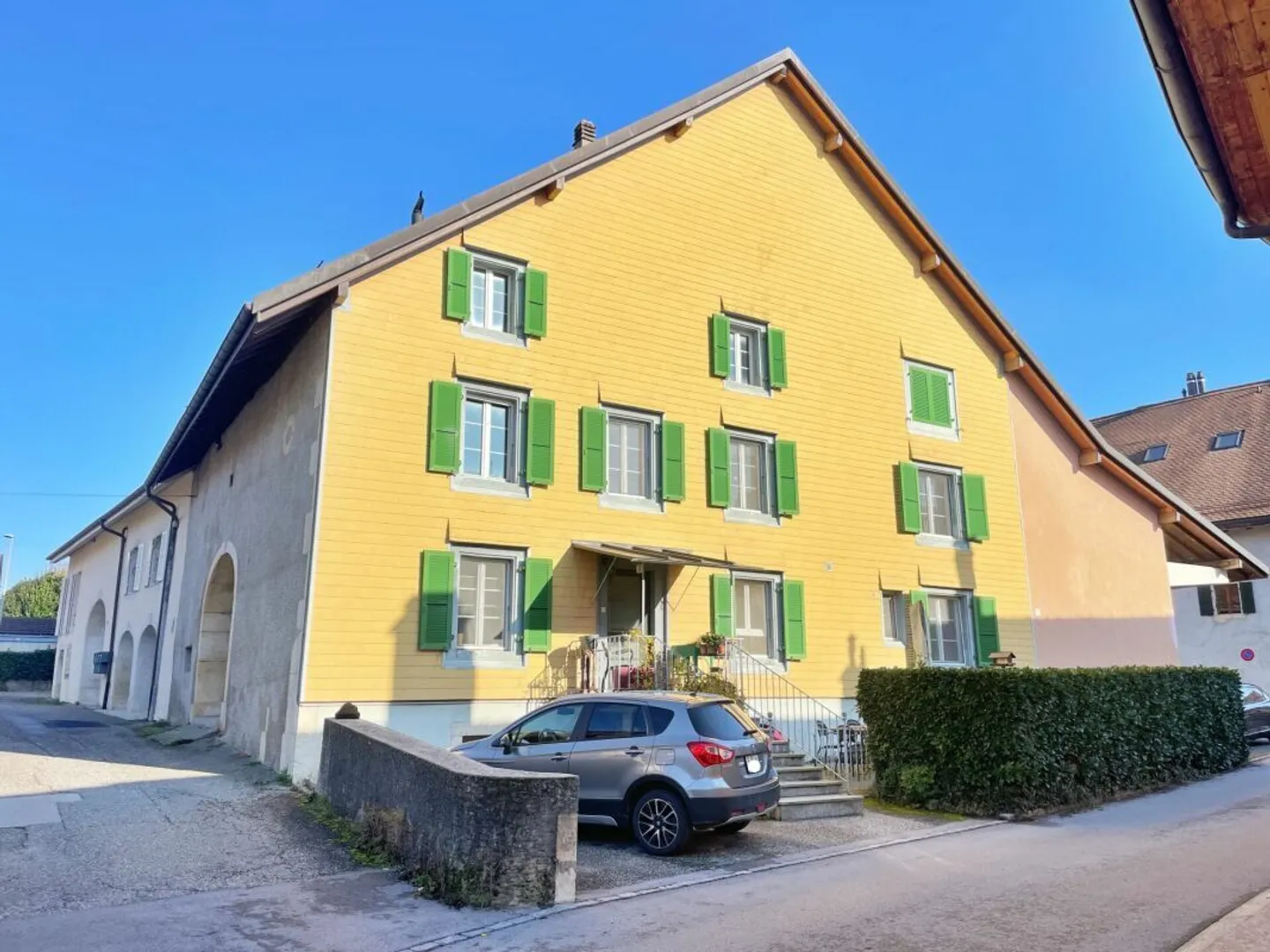 House with 2 apartments in Pampigny - Photo 7 of 65