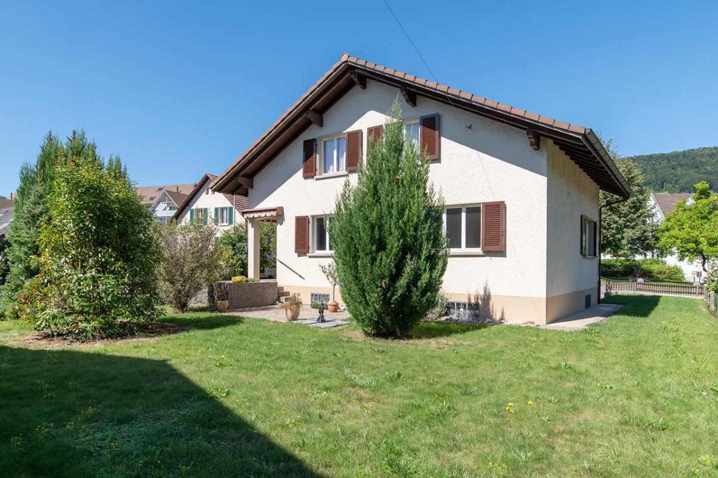 Progettare invece di abitare – Casa unifamiliare indipendente con potenziale - Foto 2 di 13