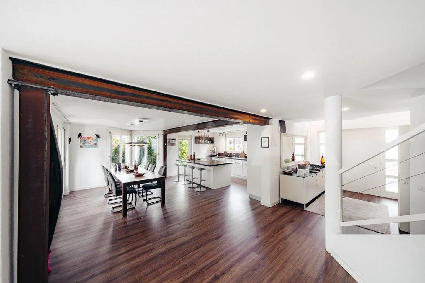 Expérience de vie exclusive - Villa élégante de 6 pièces avec caractère - Photo 8 sur 13