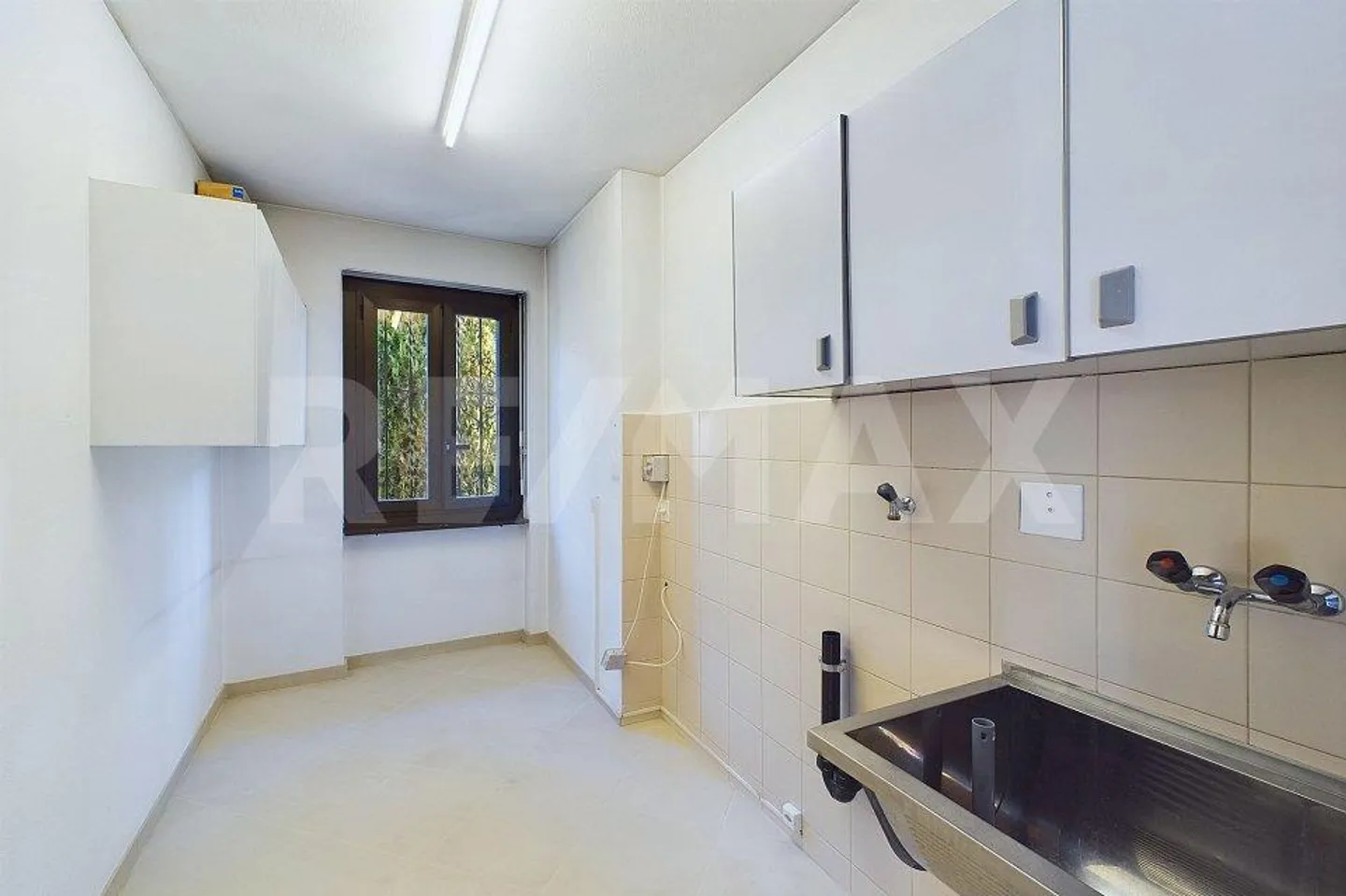 Space, Comfort and Garden: the Perfect Apartment for Growing Up with the Family - Photo 11 of 13