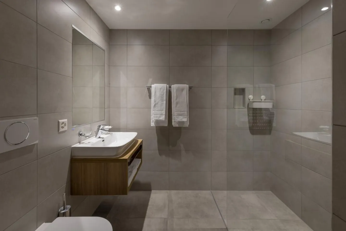 Hébergement temporaire ou à long terme avec service hôtelier ! - Photo 3 sur 3