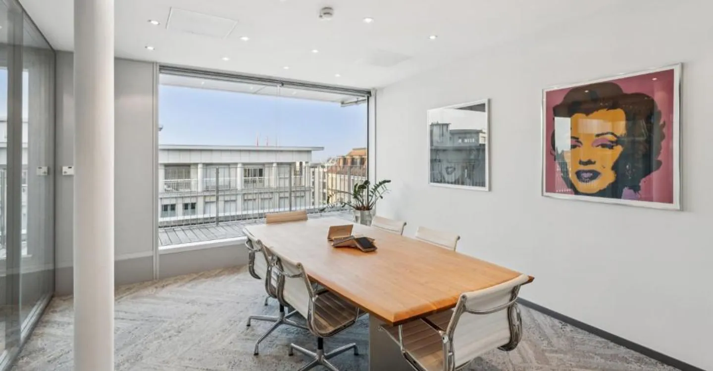 High-end offices with panoramic terrace - Photo 2 of 2
