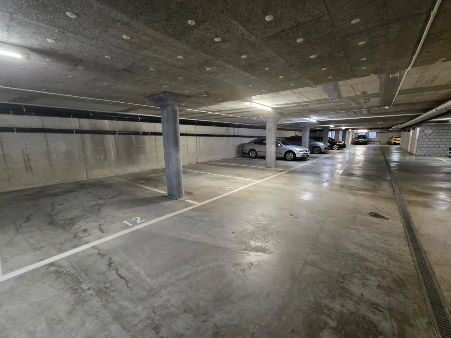 Parkplatz Nähe Bahnhof Belp - Foto 3 von 3
