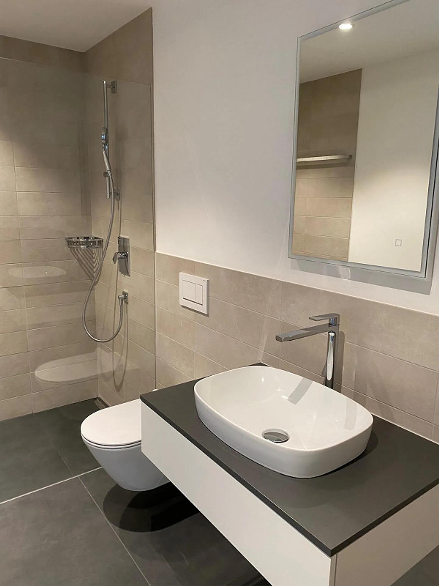 Appartement de 4.5 pièces, Vivre dans une zone de loisirs locale - Photo 6 sur 8