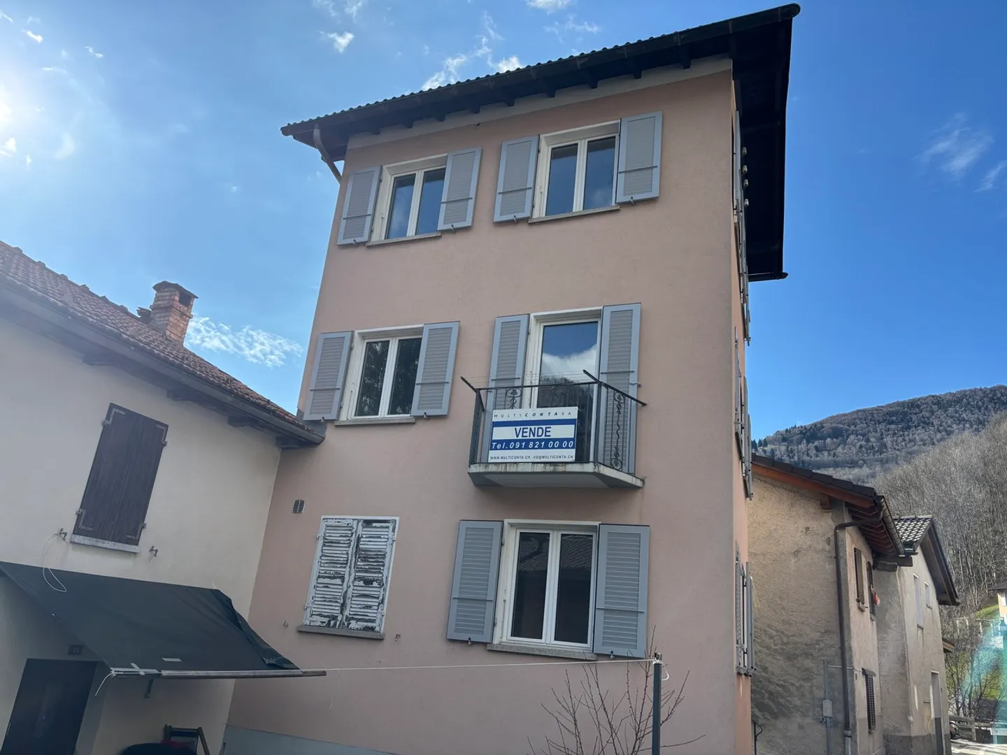 Verkauf von Einfamilienhaus - SANT'ANTONIO (Valle Morobbia) - Foto 2 von 9