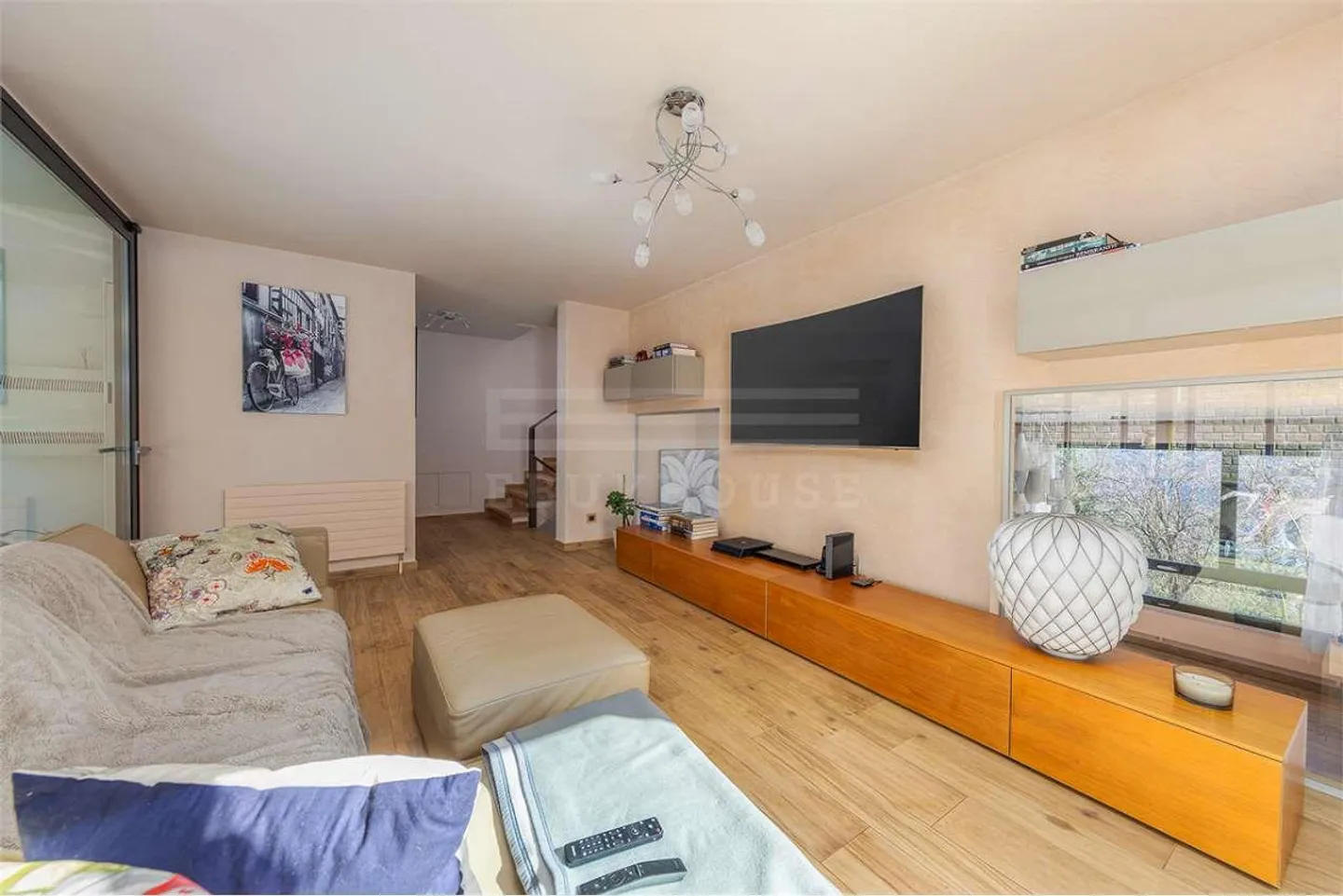 Exclusive Country House with Pool in Collina d'Oro - Photo 6 of 13