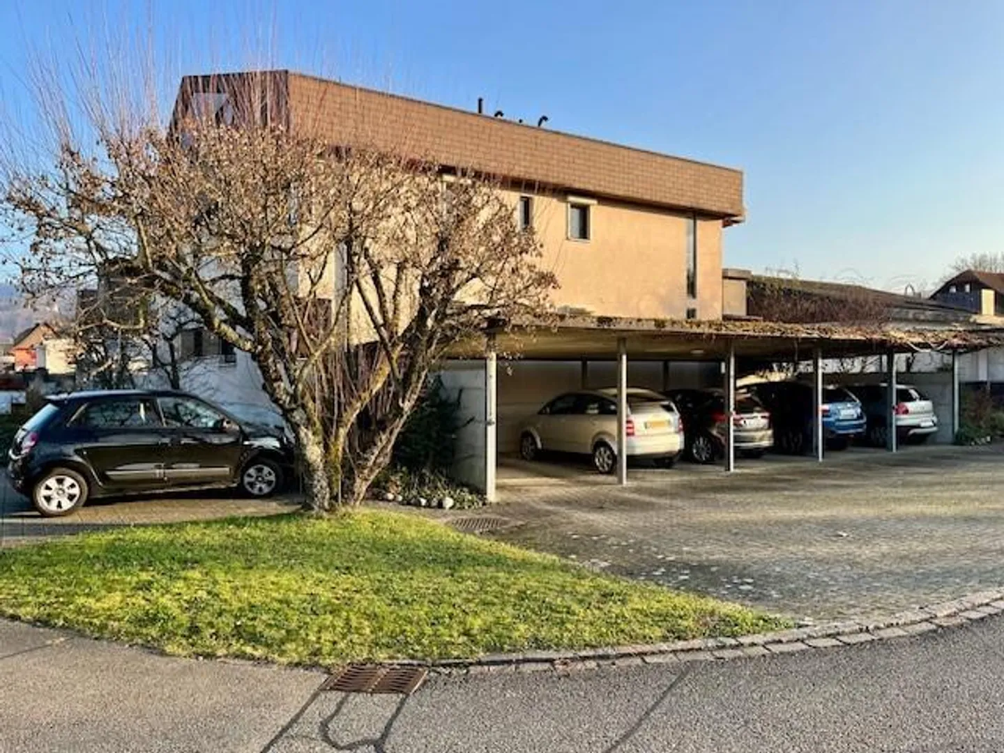 Charmante Wohnung mit Erholungsgebiet direkt vor der Haustüre - Foto 2 von 11