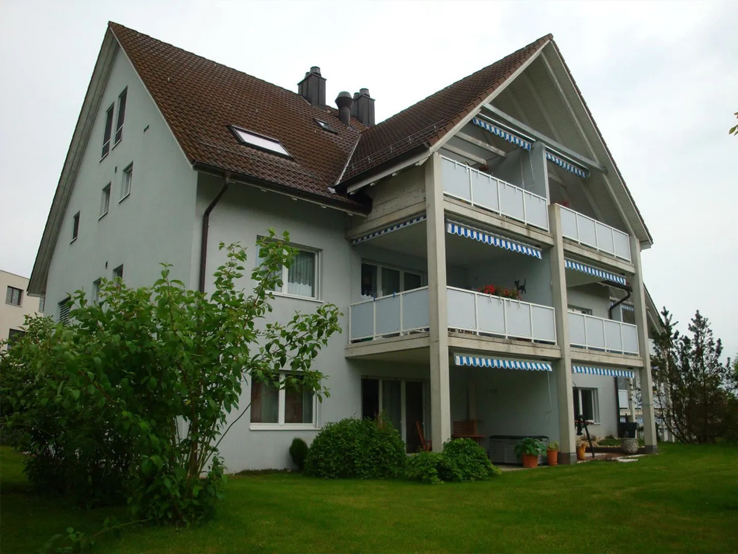 Appartement 3.5 pièces à Hettlingen - Photo 1 sur 9