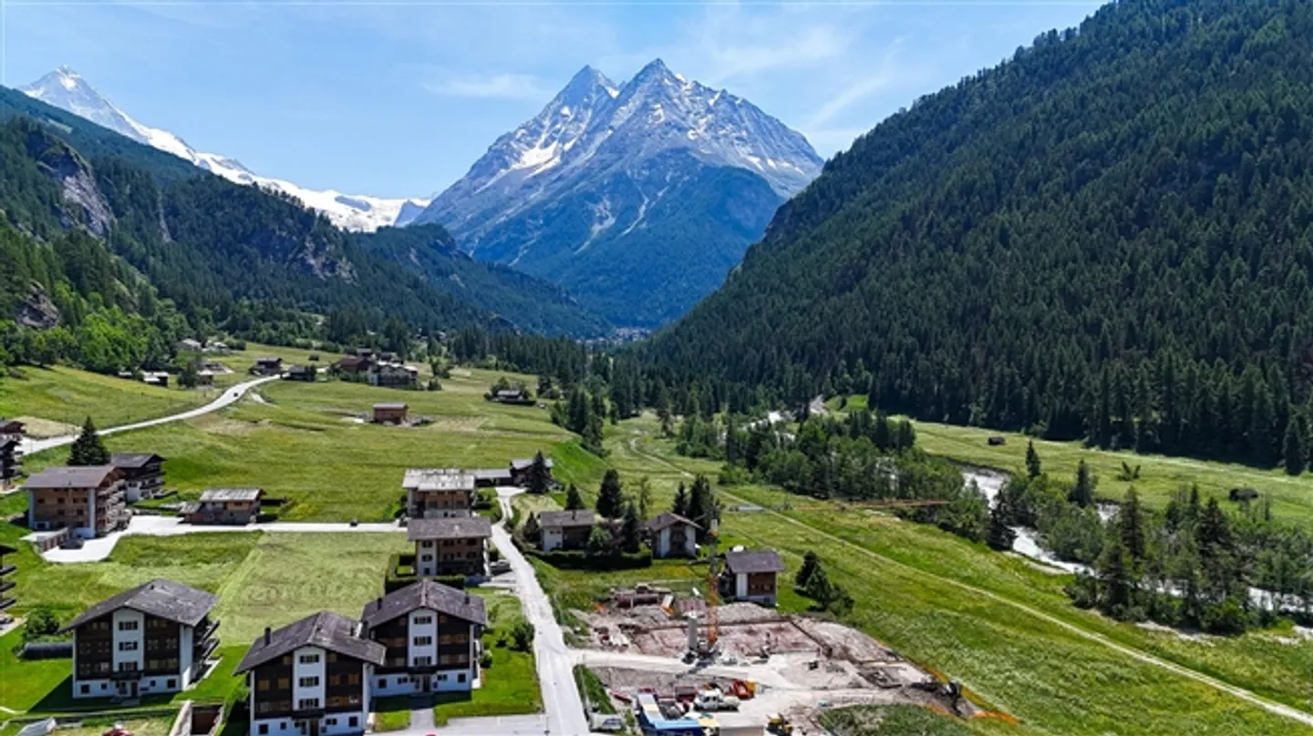 Modern Studio on the Ground Floor in Evolène - Photo 1 of 13