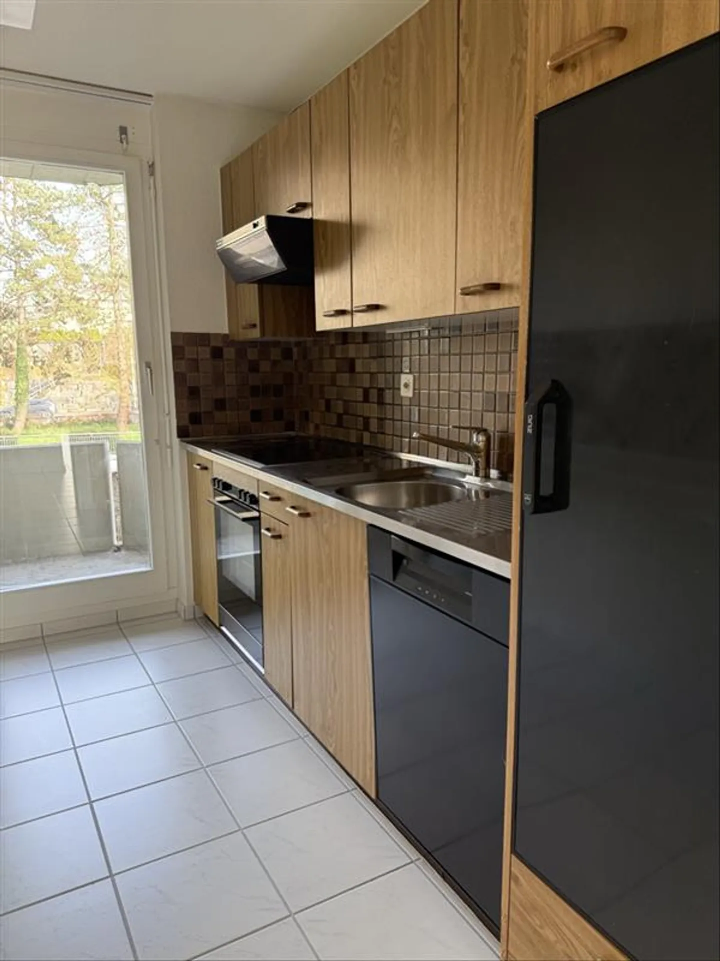 Bright 3.5-room apartment in a central location - Photo 1 of 4