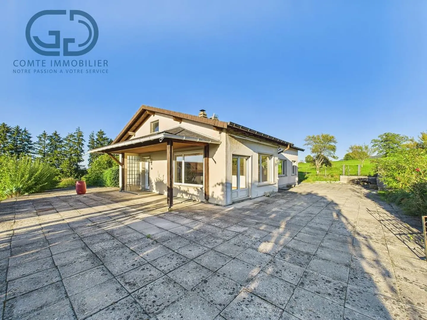 Villa individuelle sur une grande parcelle proche de la nature - Foto 2 von 13