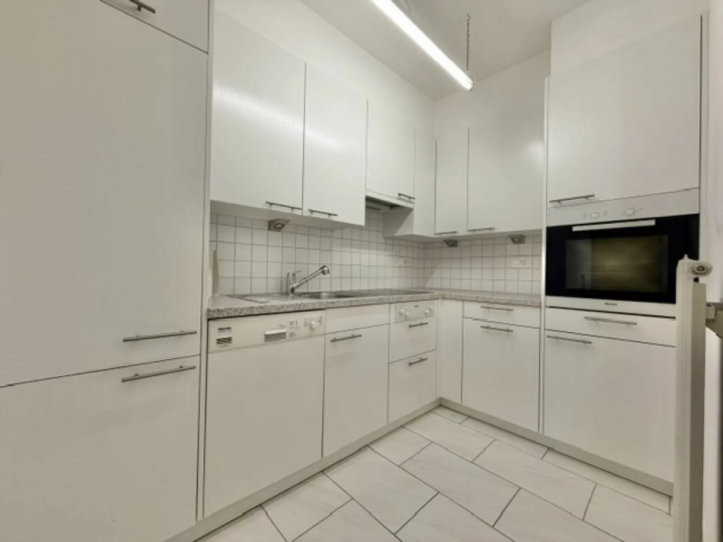 Vendita a Losone - Appartamento 3.5 locali con vista verde, anche come seconda casa - Foto 10 di 12