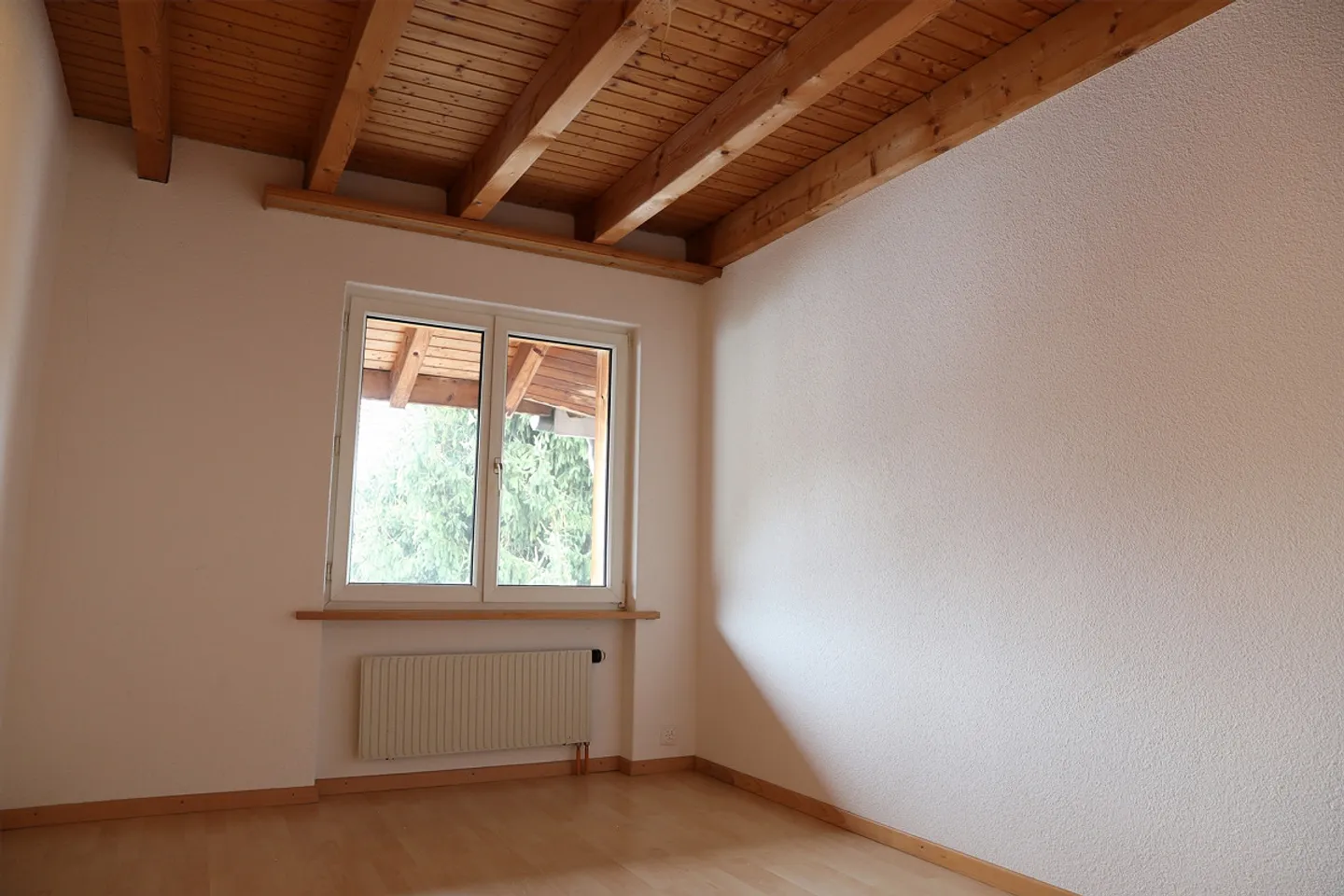 Appartement lumineux de 4 pièces avec son propre grenier - Photo 8 sur 11