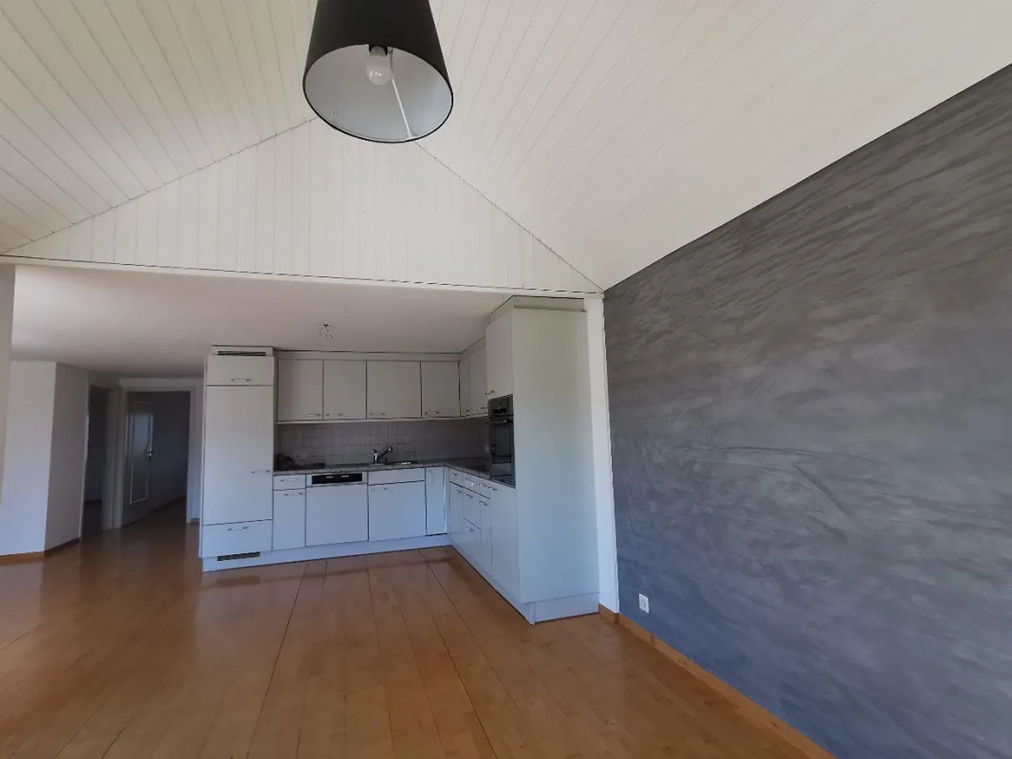 Appartement 3,5 pièces - Photo 2 sur 8