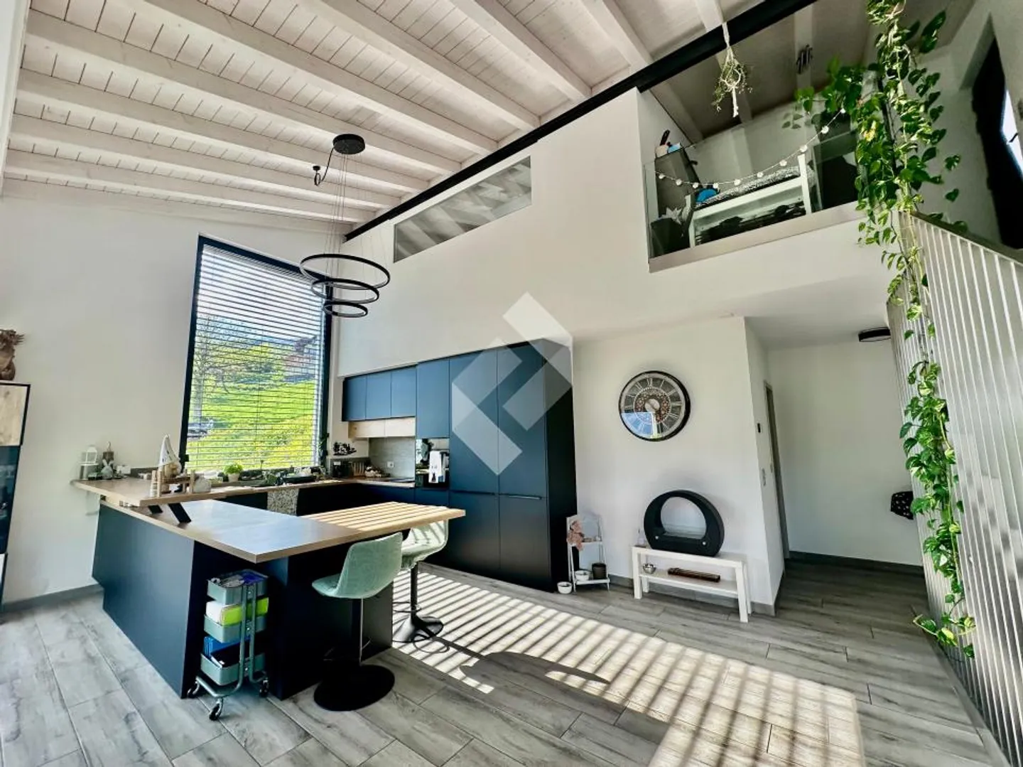 «Prächtige, von einem Architekten entworfene Villa - außergewöhnliche Lage» - Foto 1 von 13