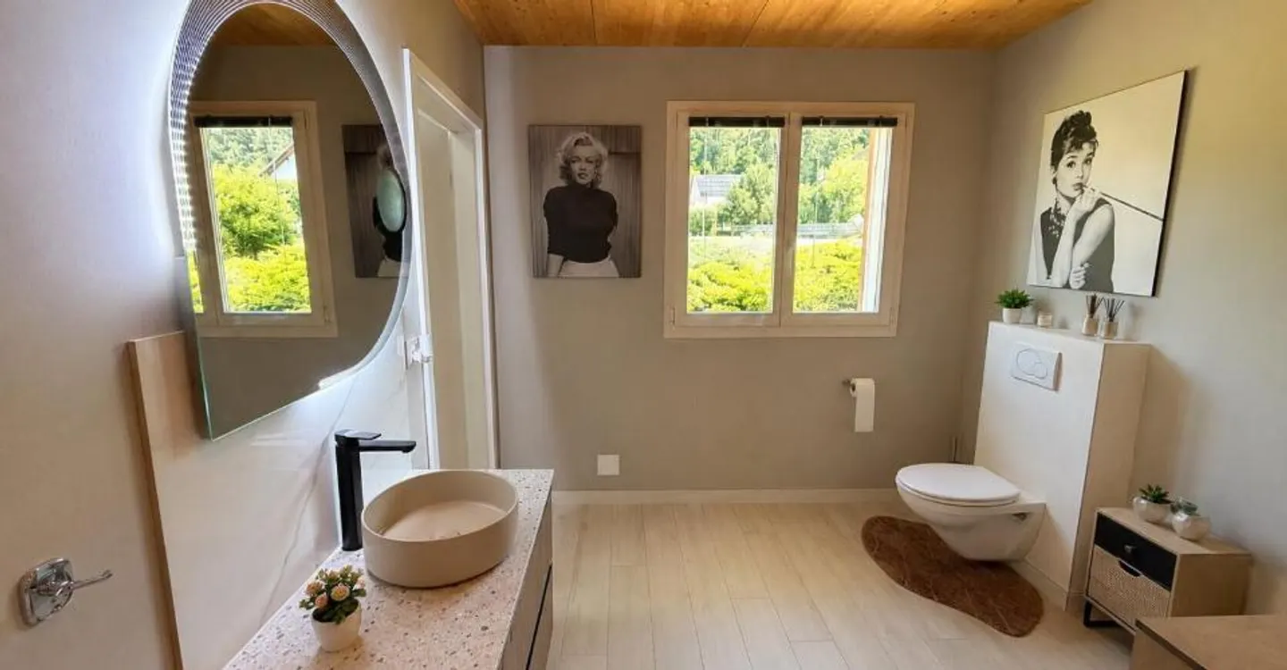 6-room House - Photo 8 of 13