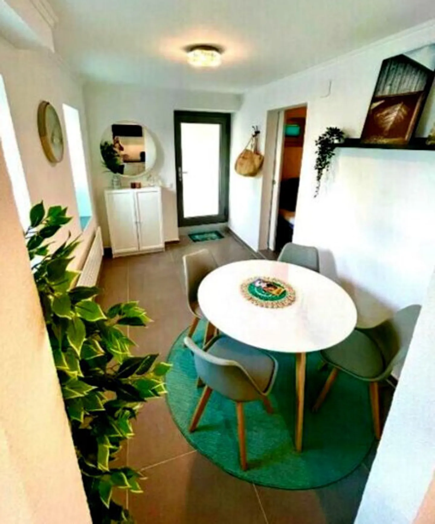 APPARTEMENT 2 PIÈCES À BERLINGEN (TG), MEUBLÉ, TEMPORAIRE - Photo 1 sur 10