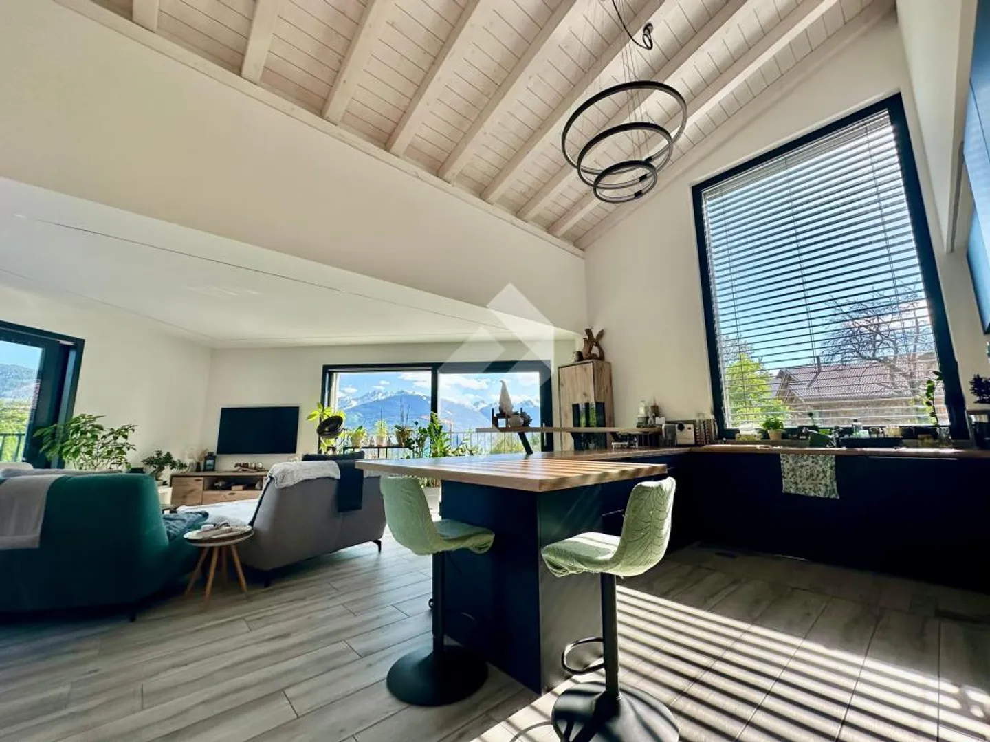 «Prächtige, von einem Architekten entworfene Villa - außergewöhnliche Lage» - Foto 12 von 13