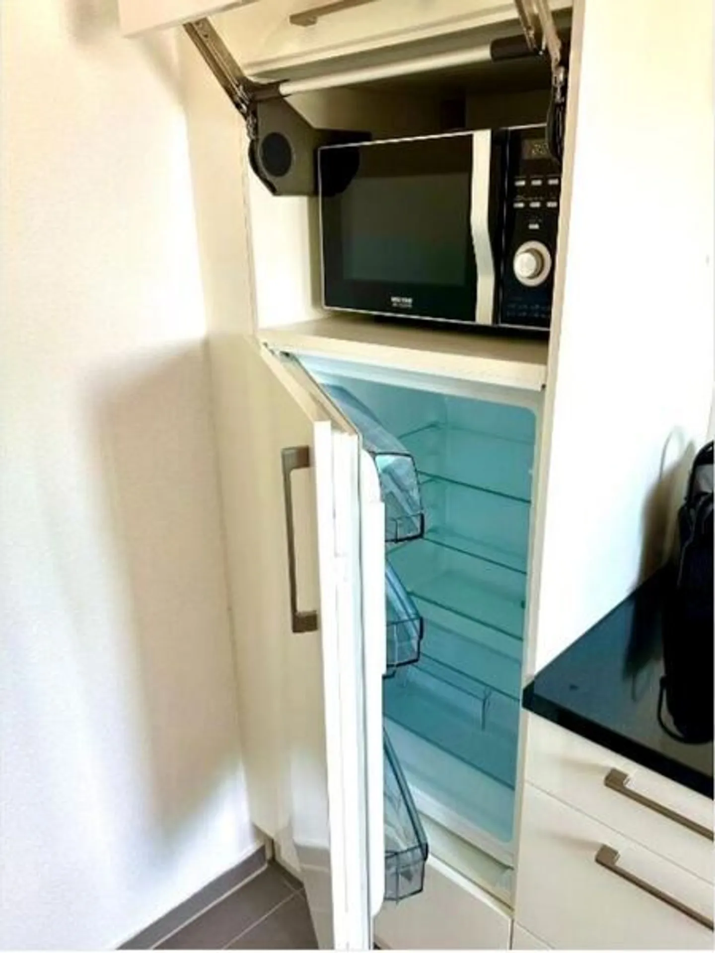 APPARTEMENT 2 PIÈCES À BERLINGEN (TG), MEUBLÉ, TEMPORAIRE - Photo 8 sur 10