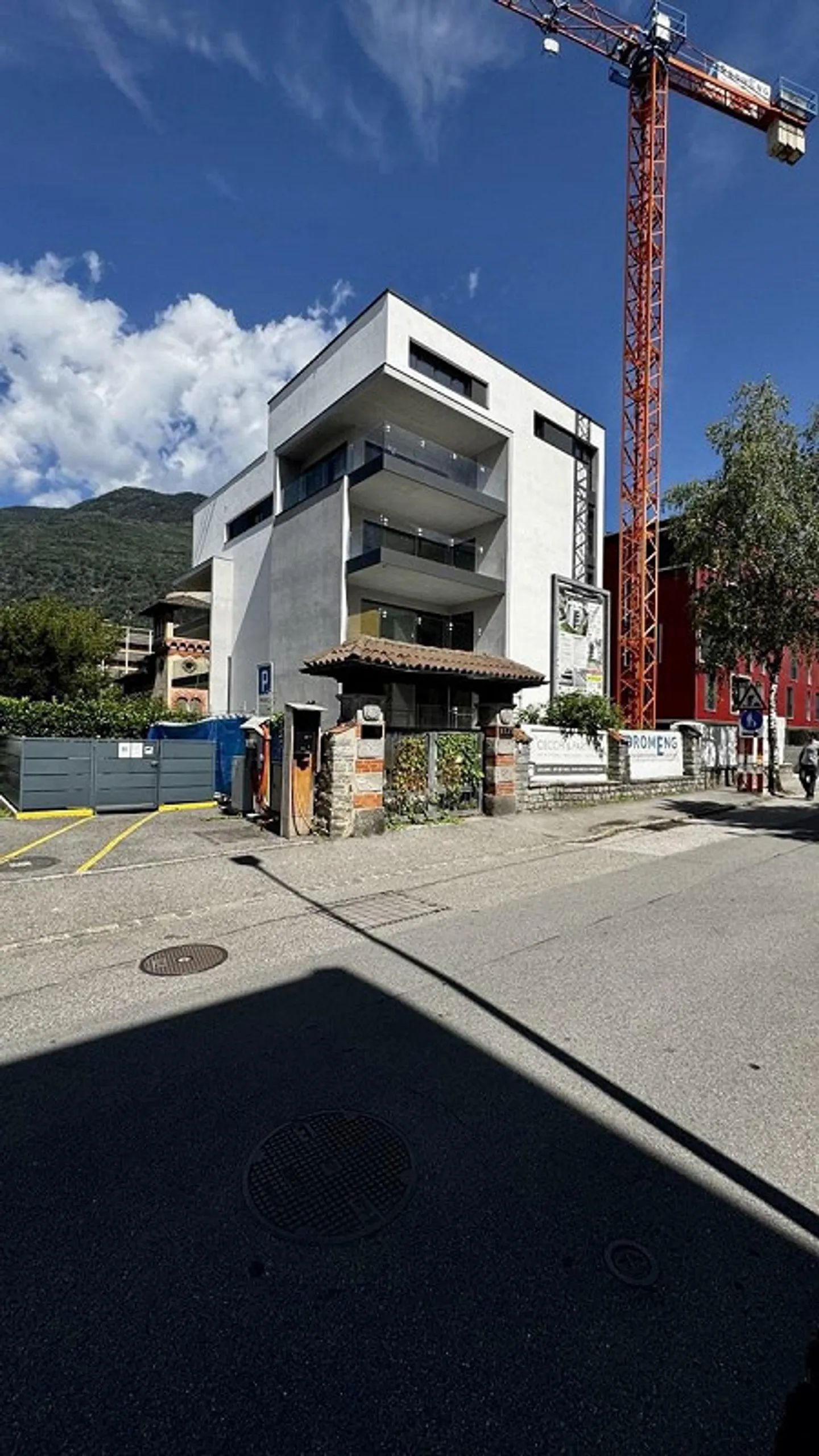 BELLINZONA - À VENDRE NOUVEAUX 3.5 PIÈCES AVEC GRANDE TERRASSE - Photo 3 sur 10