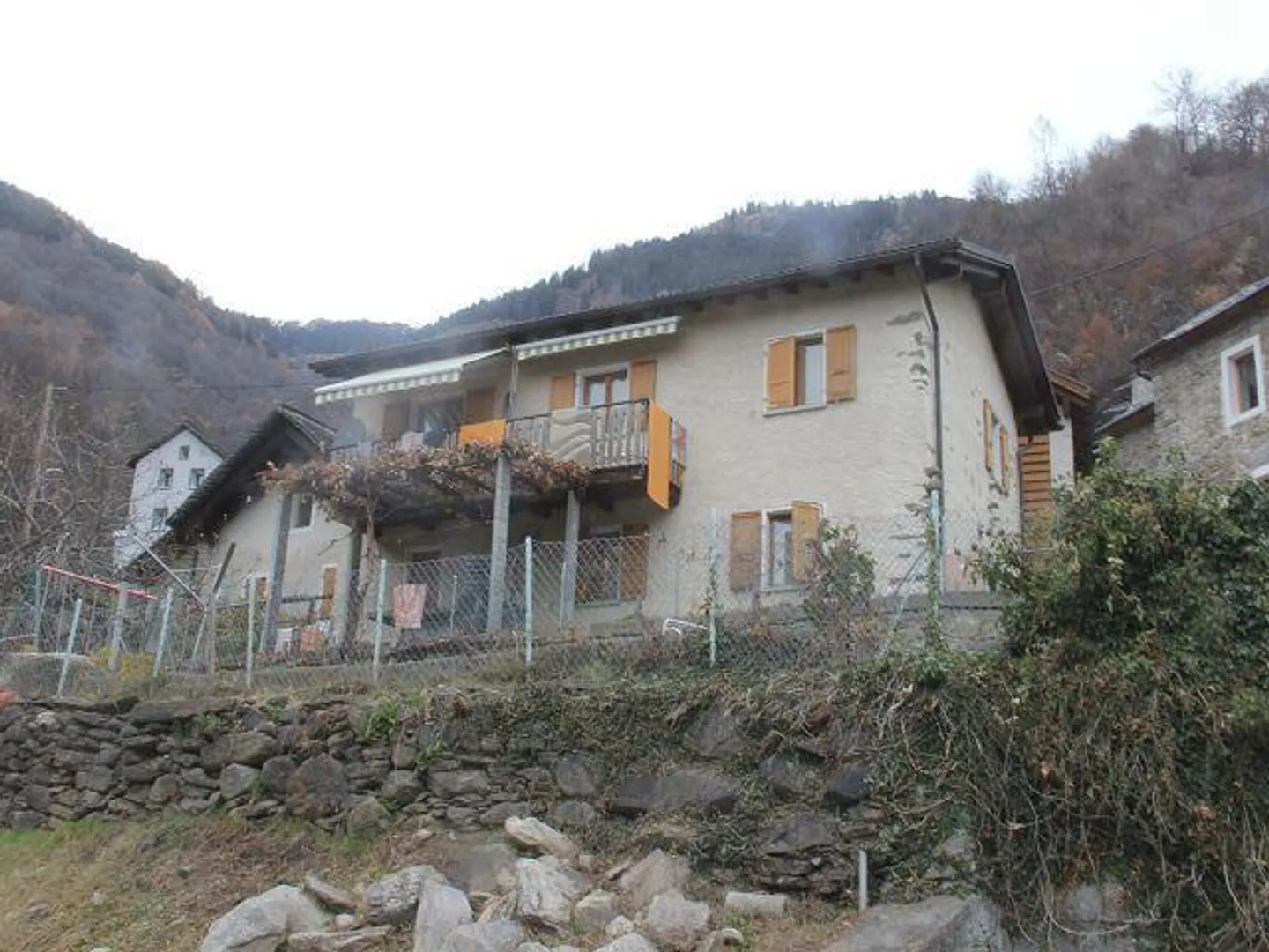 Casa di 5 1/2 locali con giardino - Foto 1 di 20