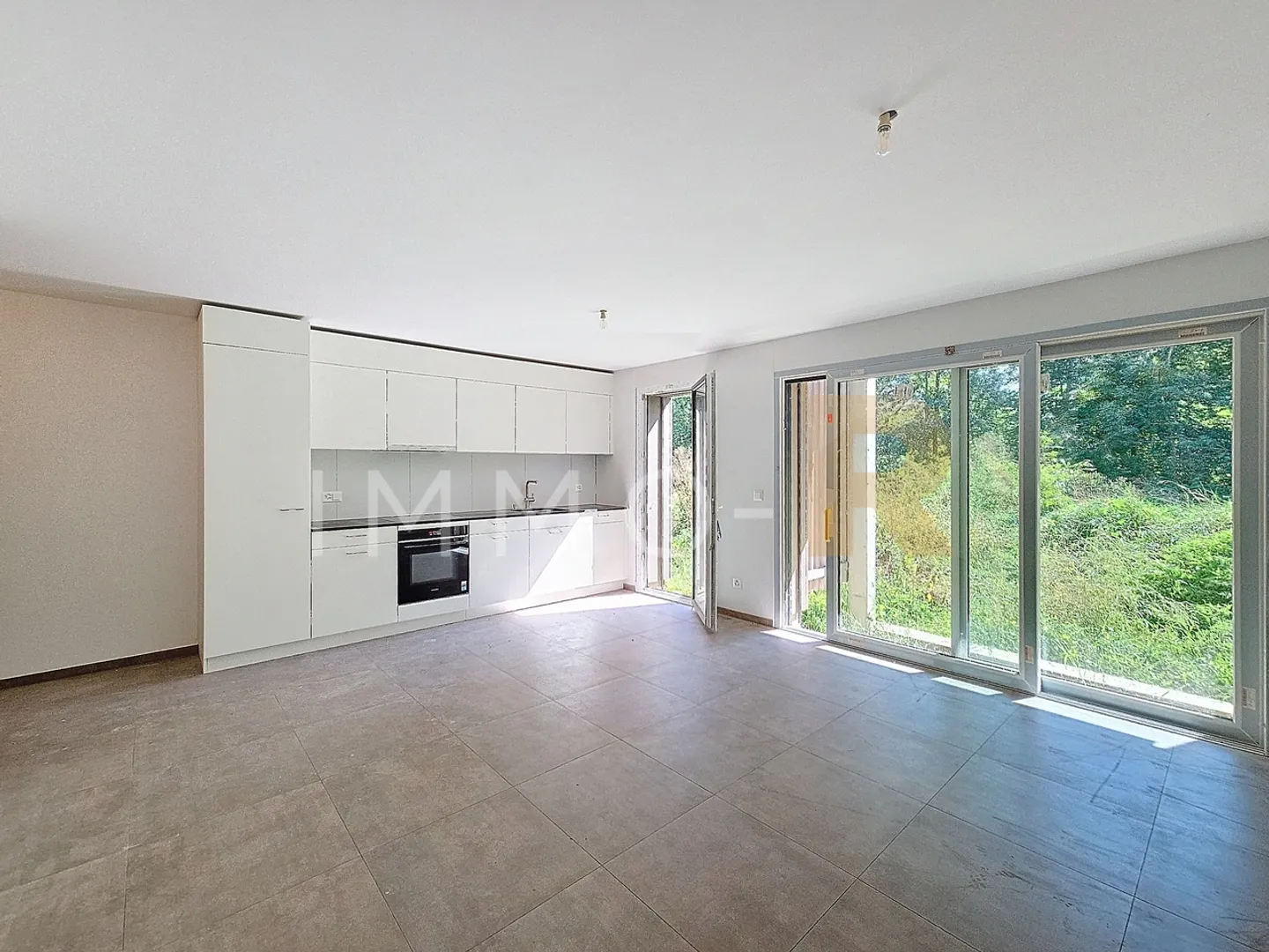Apartment for sale - Photo 2 of 3