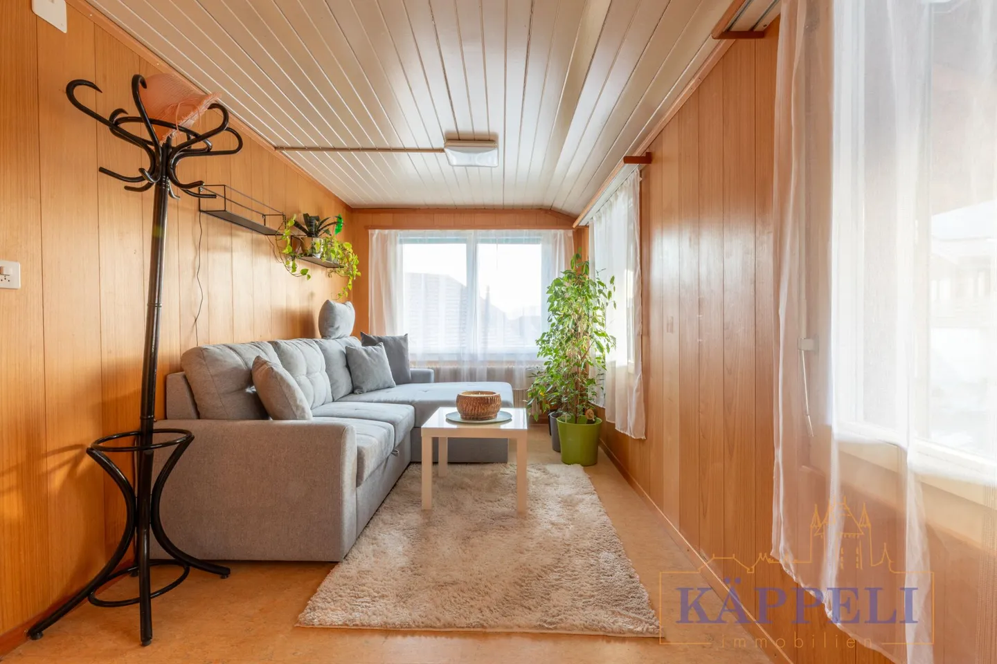 Charmante et bien entretenue maison bifamiliale dans un emplacement central à Uebeschi rural - Photo 7 sur 17