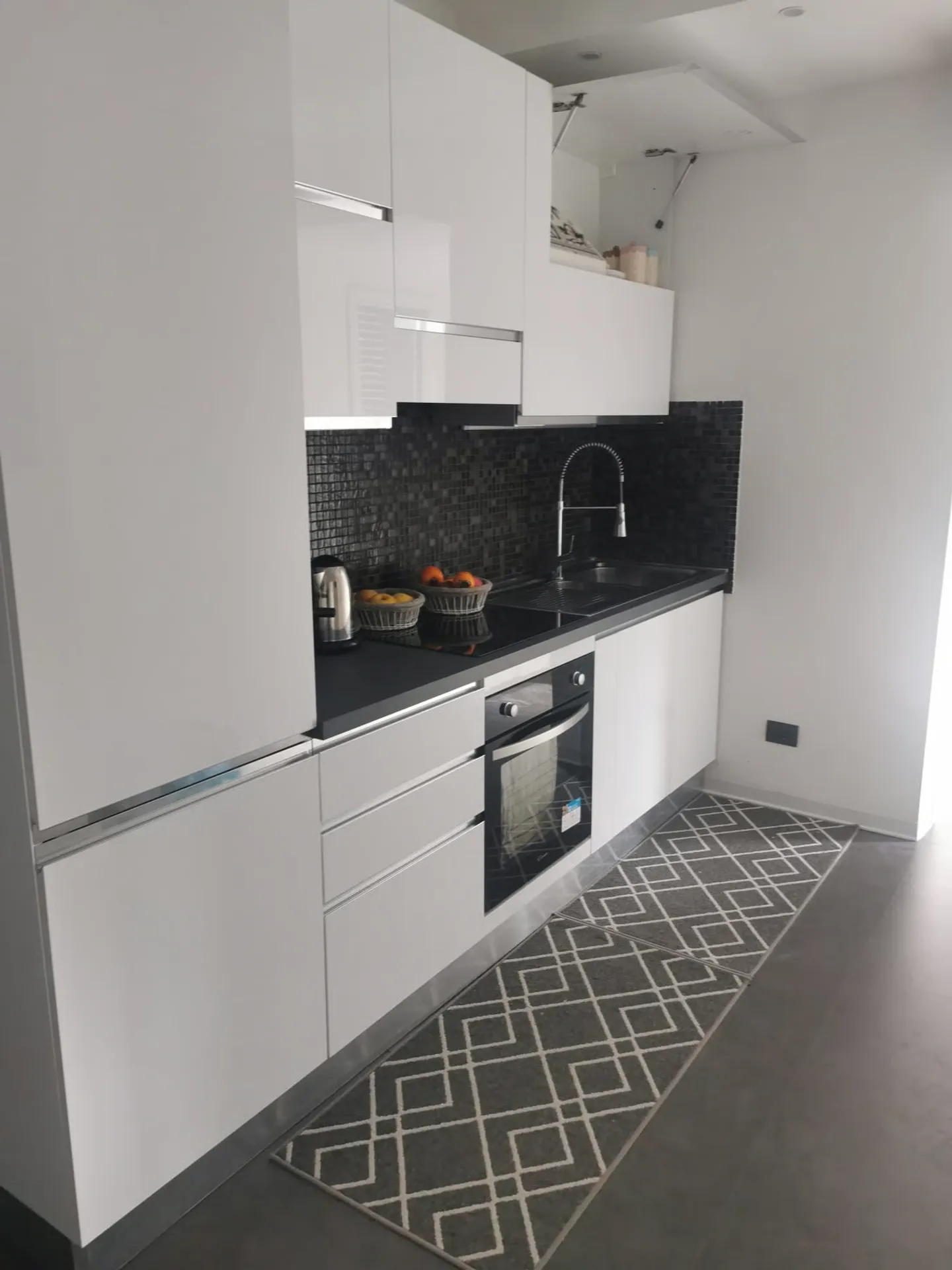 Einnahmeobjekt in Balerna - Foto 6 von 13