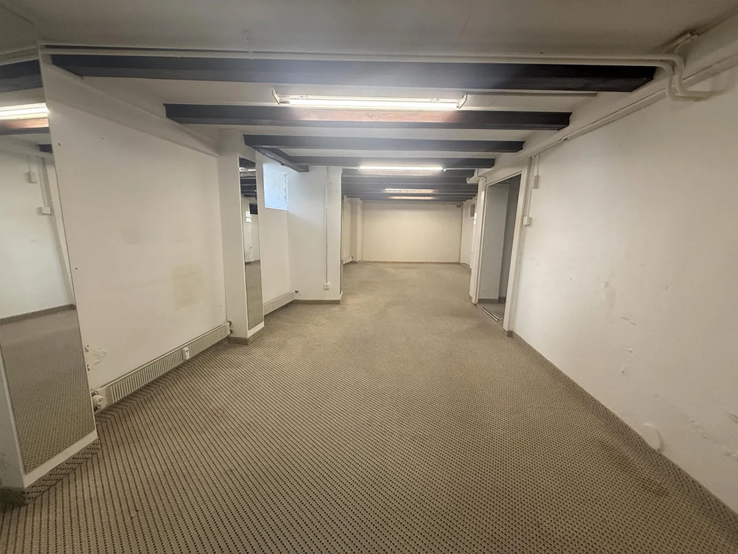 Representative shop/commercial space in a high-visibility location - Photo 6 of 7